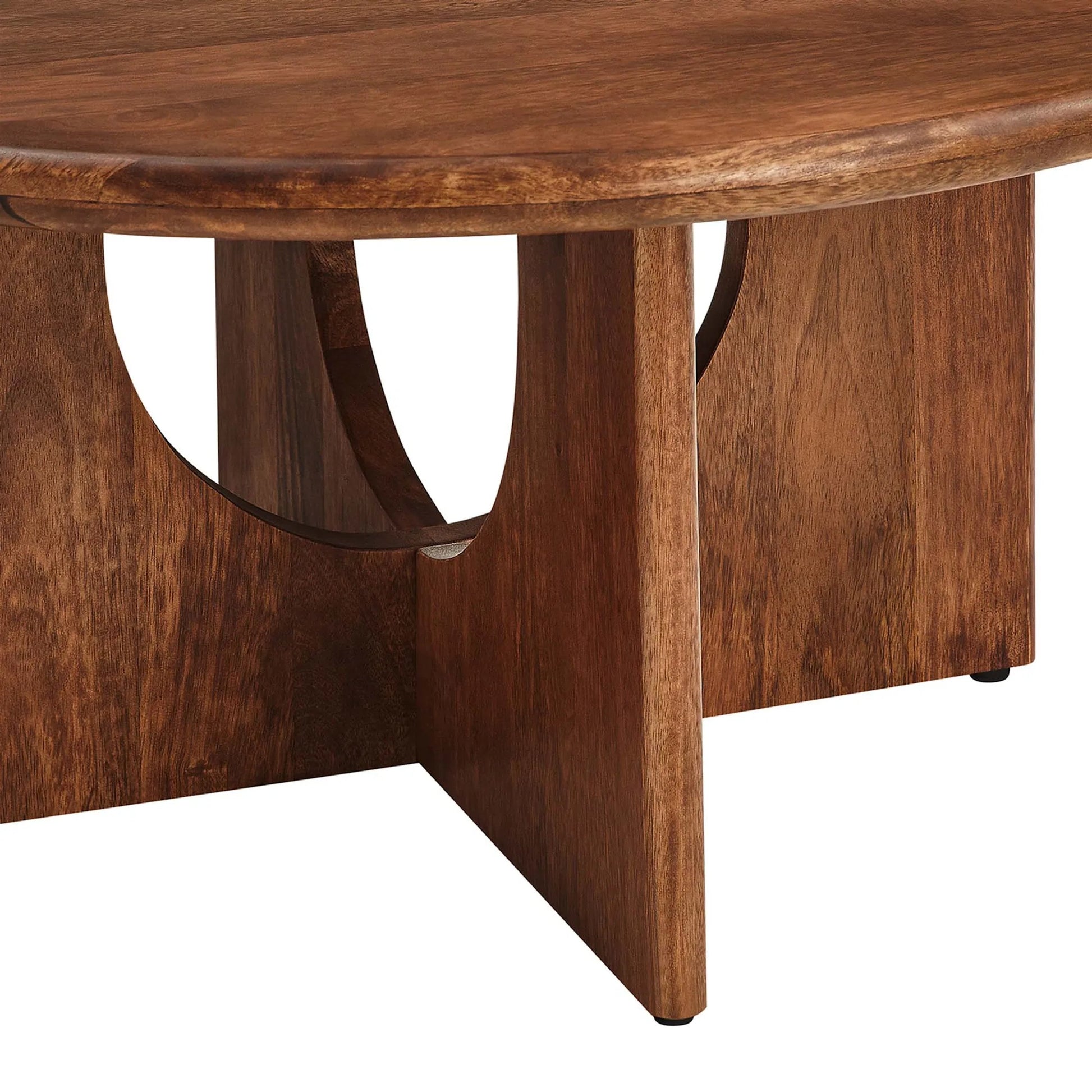 Baltimore Round 34" Coffee Table by Evans & Londeen. Made from unique in a transitional style.