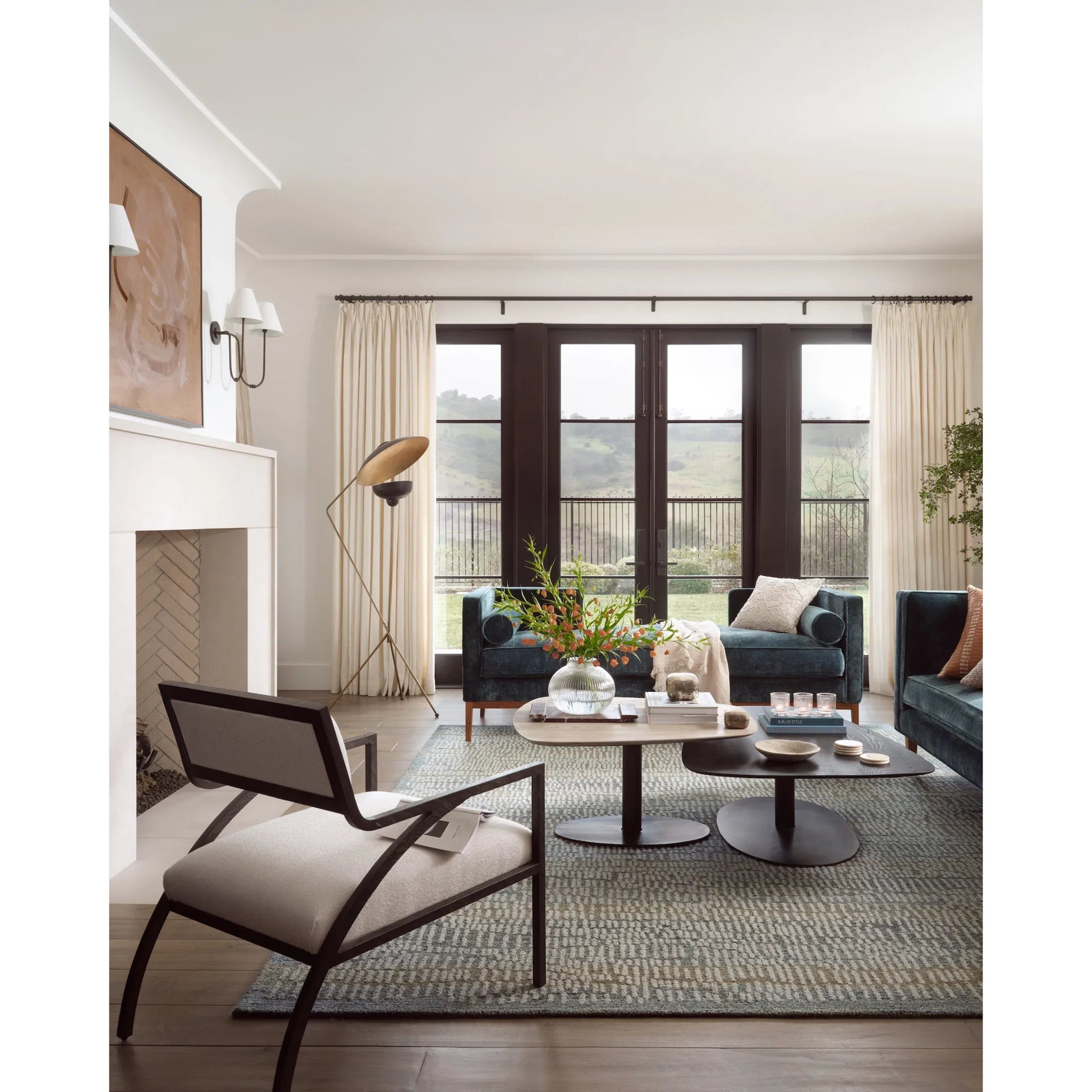 Elias ELA-02 Rug by Loloi. Made from 100% wool in a unique style.