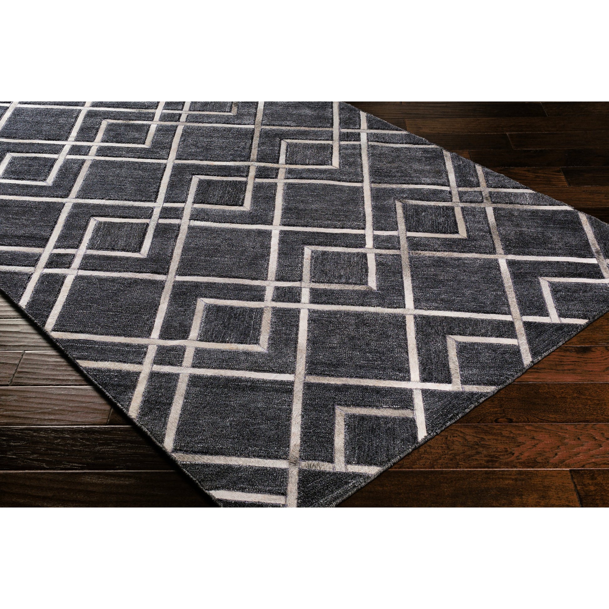 Eloquent ELQ-2305 Rug by Surya in black, gray, light gray. Made from 80% viscose, 20% leather in a unique style.