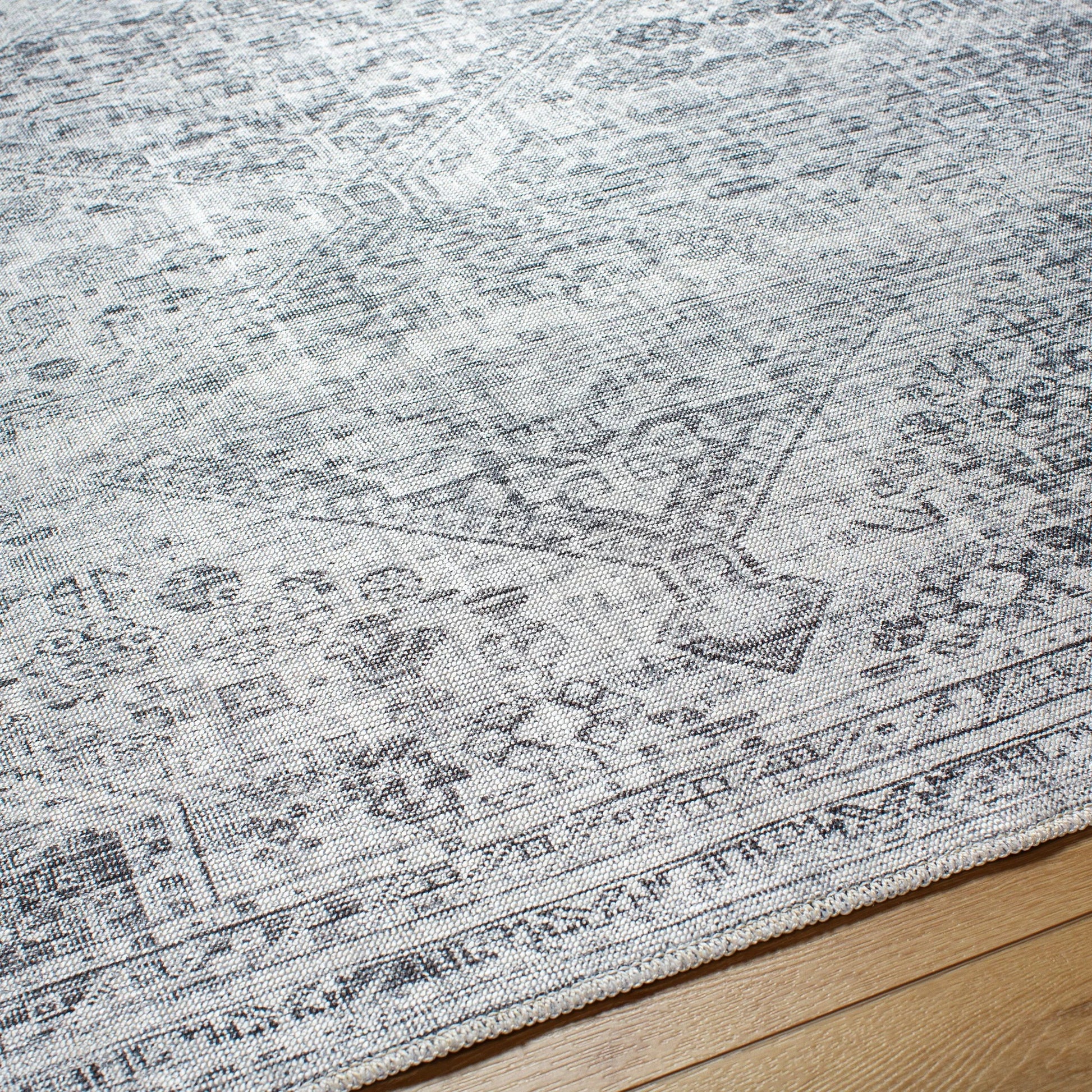 Embrace EMA-2311 Rug by Livabliss. Made from face: 100% polyester, warp: 85% cotton, 15% polyester in a unique style.