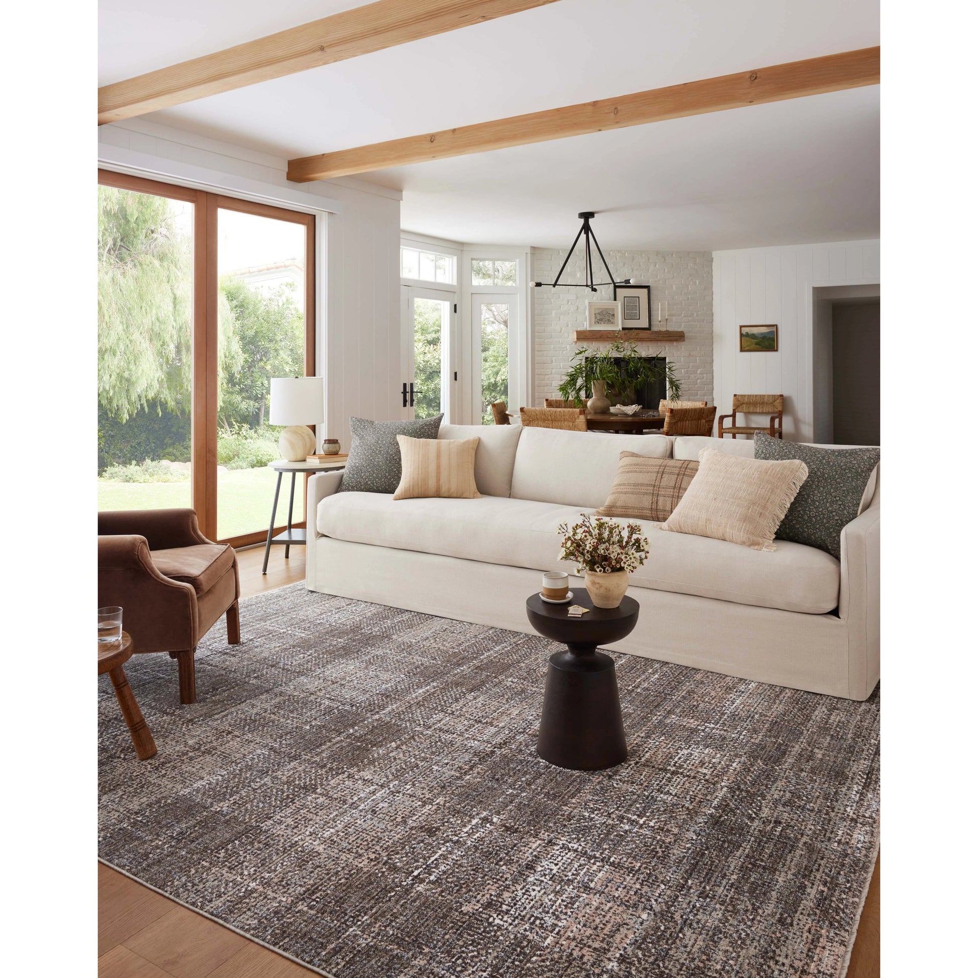 Ember EMB-05 Rug by Angela Rose x Loloi in graphite, multi. Made from 100% polyester in a unique style.