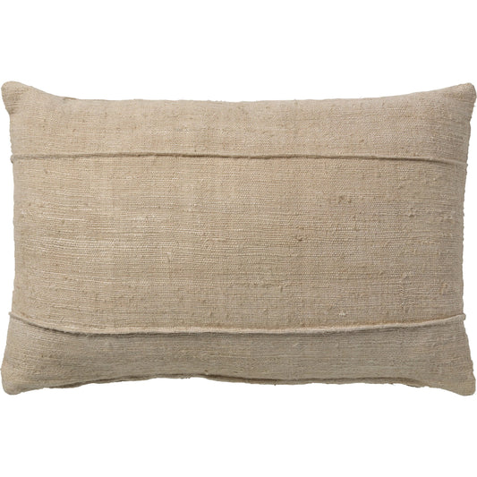 Emmer EMM02 Pillow by Jaipur Living in natural linen. Made from 80% linen 20% viscose in a transitional style.