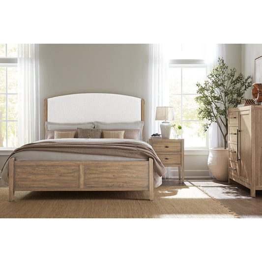 Vineyard Row Upholstered Bed by Hooker Furniture in beige and sonoma. Made from 57% polyester, 43% cationic poly in a unique style.