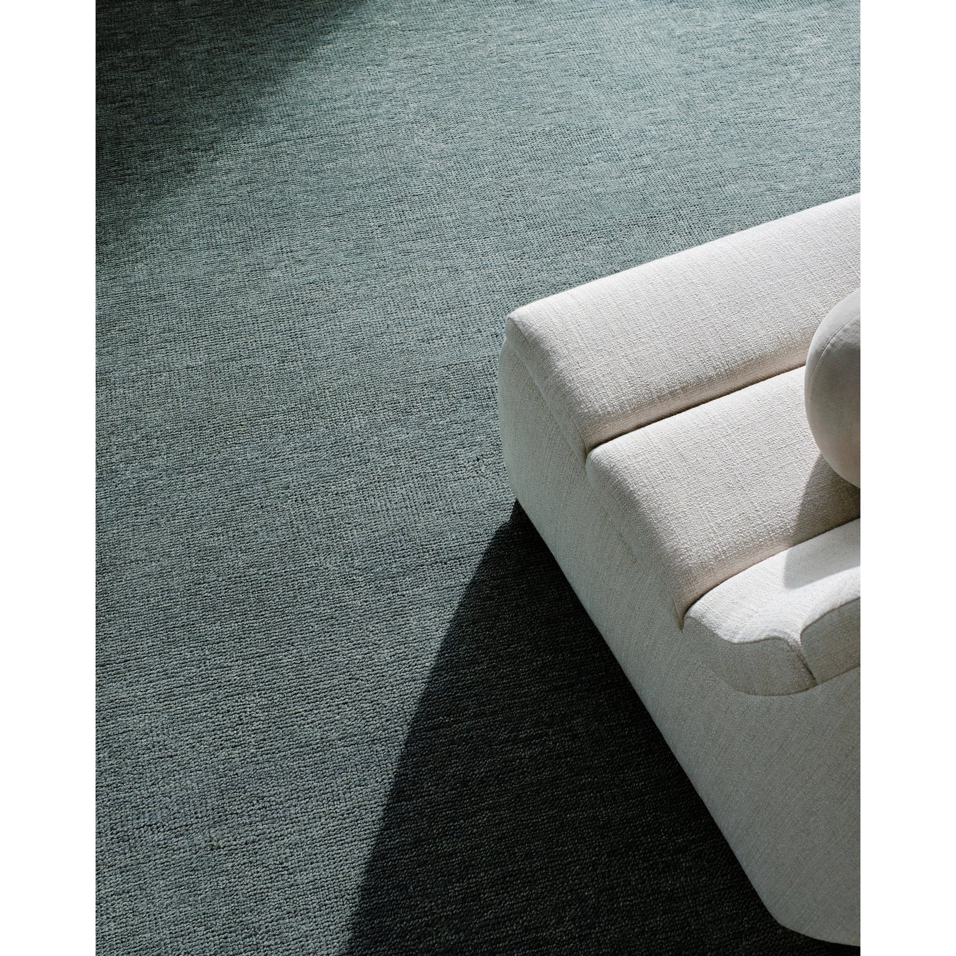 Epic Rug - 32467 by Surya. Made from main: 80% new zealand wool, main: 20% cotton in a unique style.