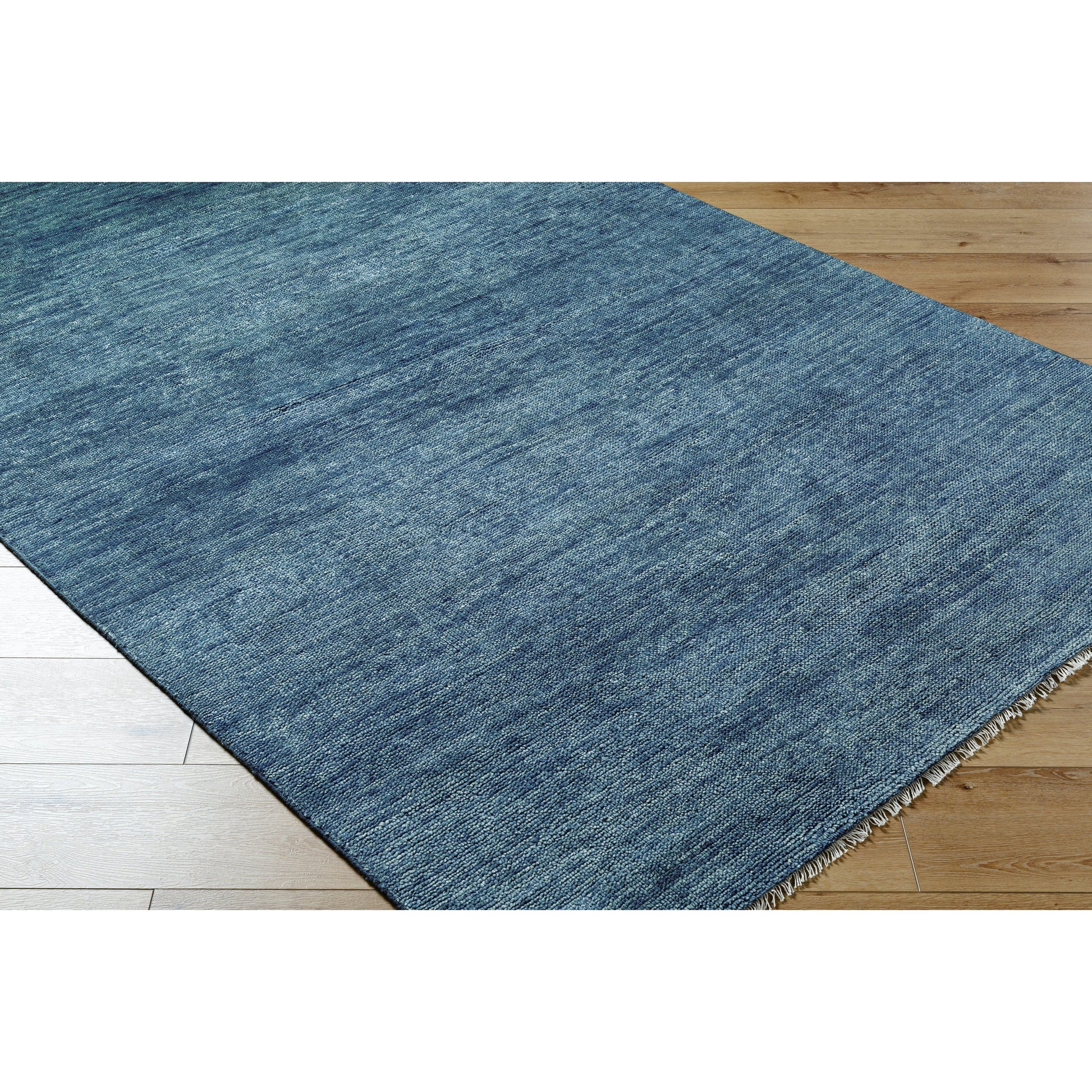 Epic Rug - 32467 by Surya. Made from main: 80% new zealand wool, main: 20% cotton in a unique style.