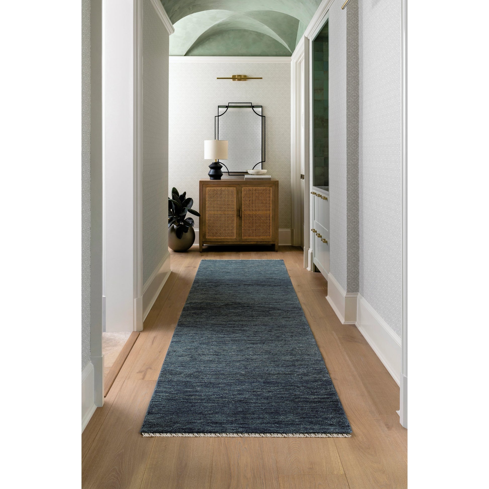 Epic Rug - 32467 by Surya. Made from main: 80% new zealand wool, main: 20% cotton in a unique style.