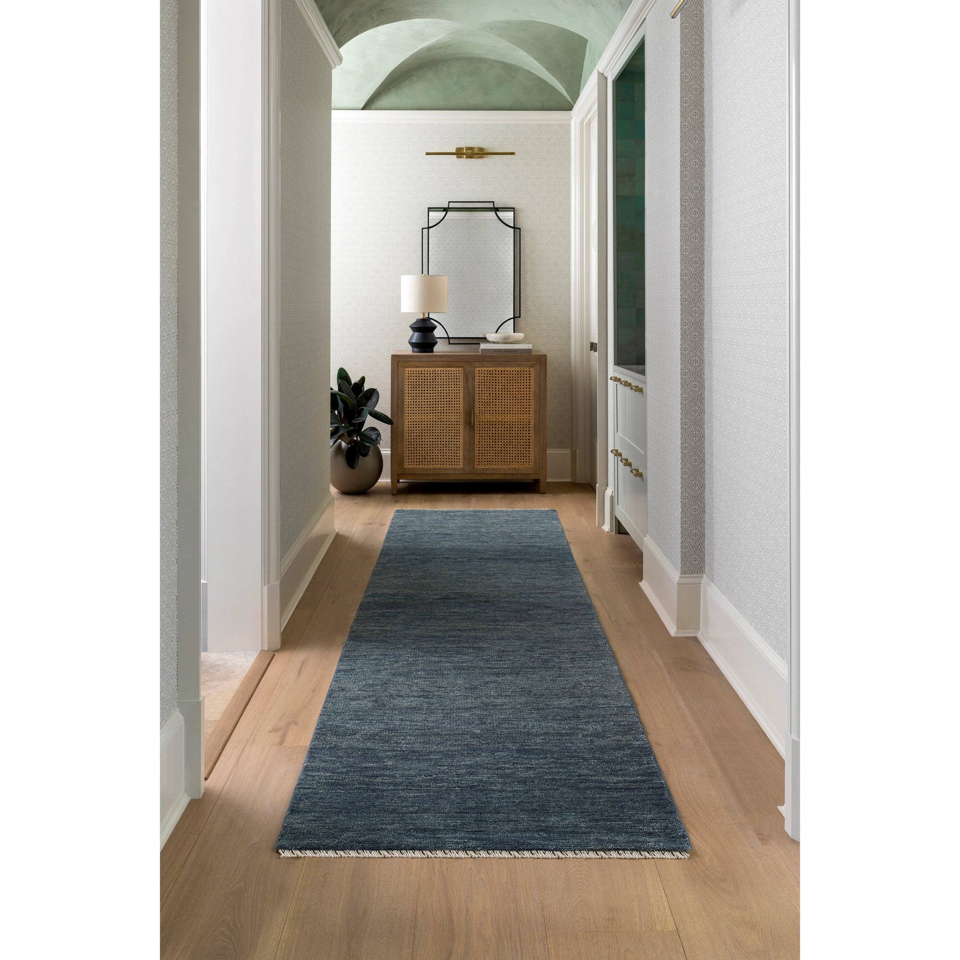 Epic Rug - 32467 by Surya. Made from main: 80% new zealand wool, main: 20% cotton in a unique style.