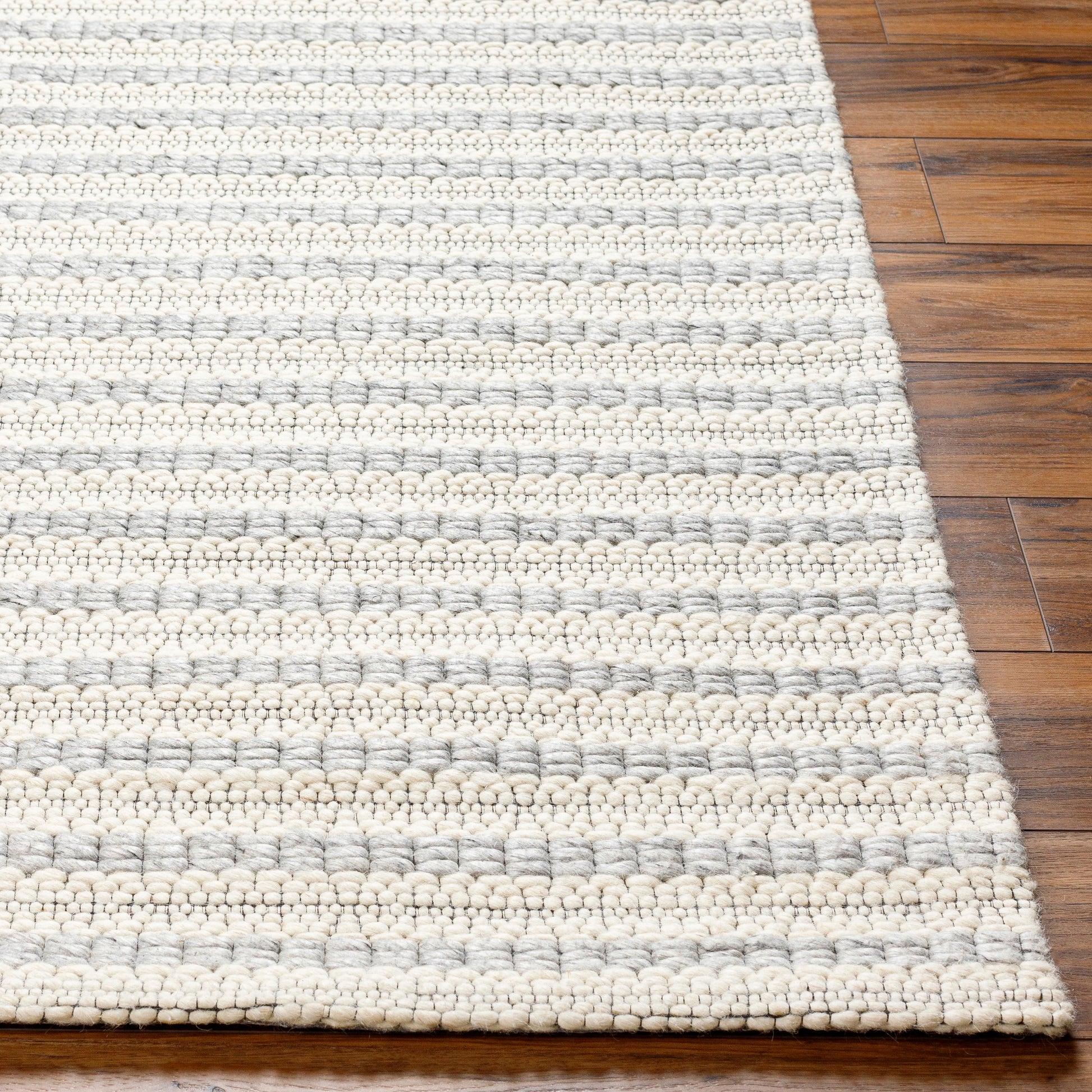 Empoli EPO-2300 Rug by Livabliss. Made from main: 50% recycled pet yarn, main: 50% wool in a unique style.