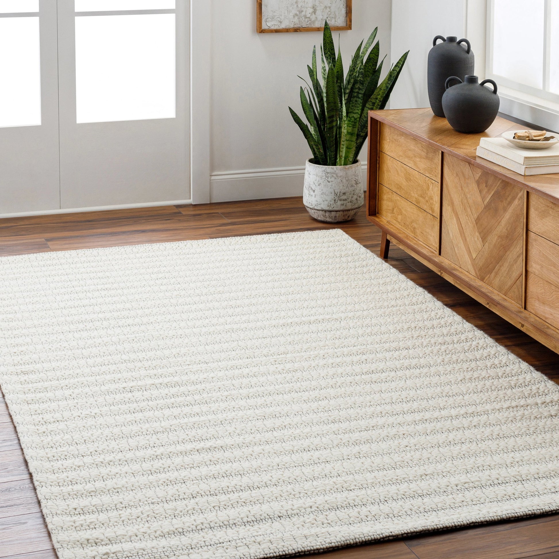 Empoli EPO-2300 Rug by Livabliss. Made from main: 50% recycled pet yarn, main: 50% wool in a unique style.