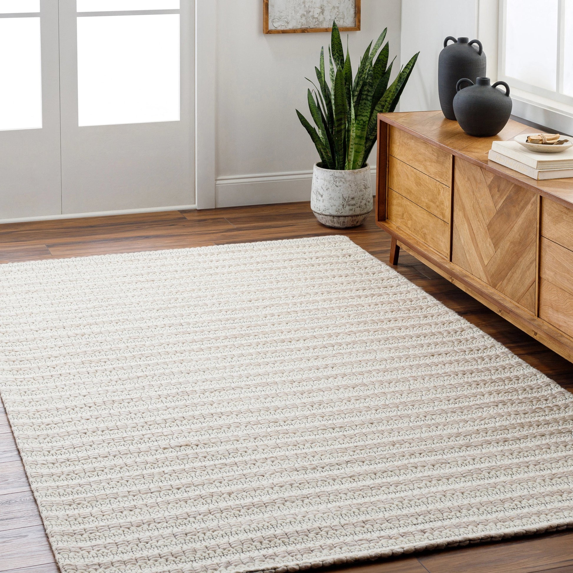 Empoli EPO-2300 Rug by Livabliss. Made from main: 50% recycled pet yarn, main: 50% wool in a unique style.