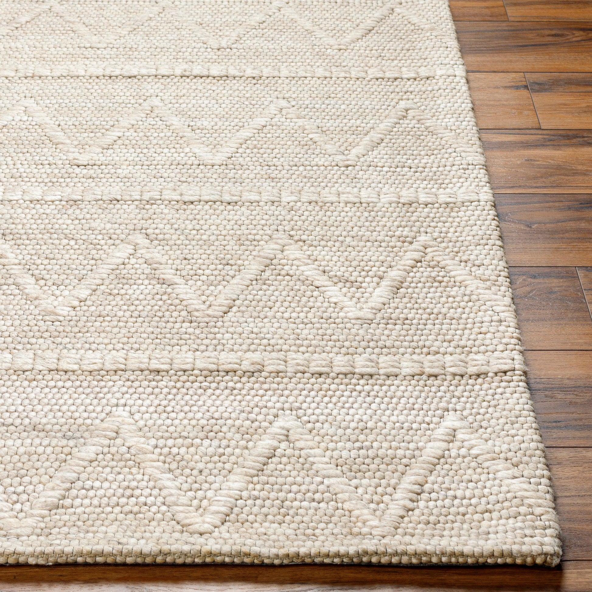 Empoli EPO-2304 Rug by Livabliss. Made from main: 50% recycled pet yarn, main: 50% wool in a unique style.