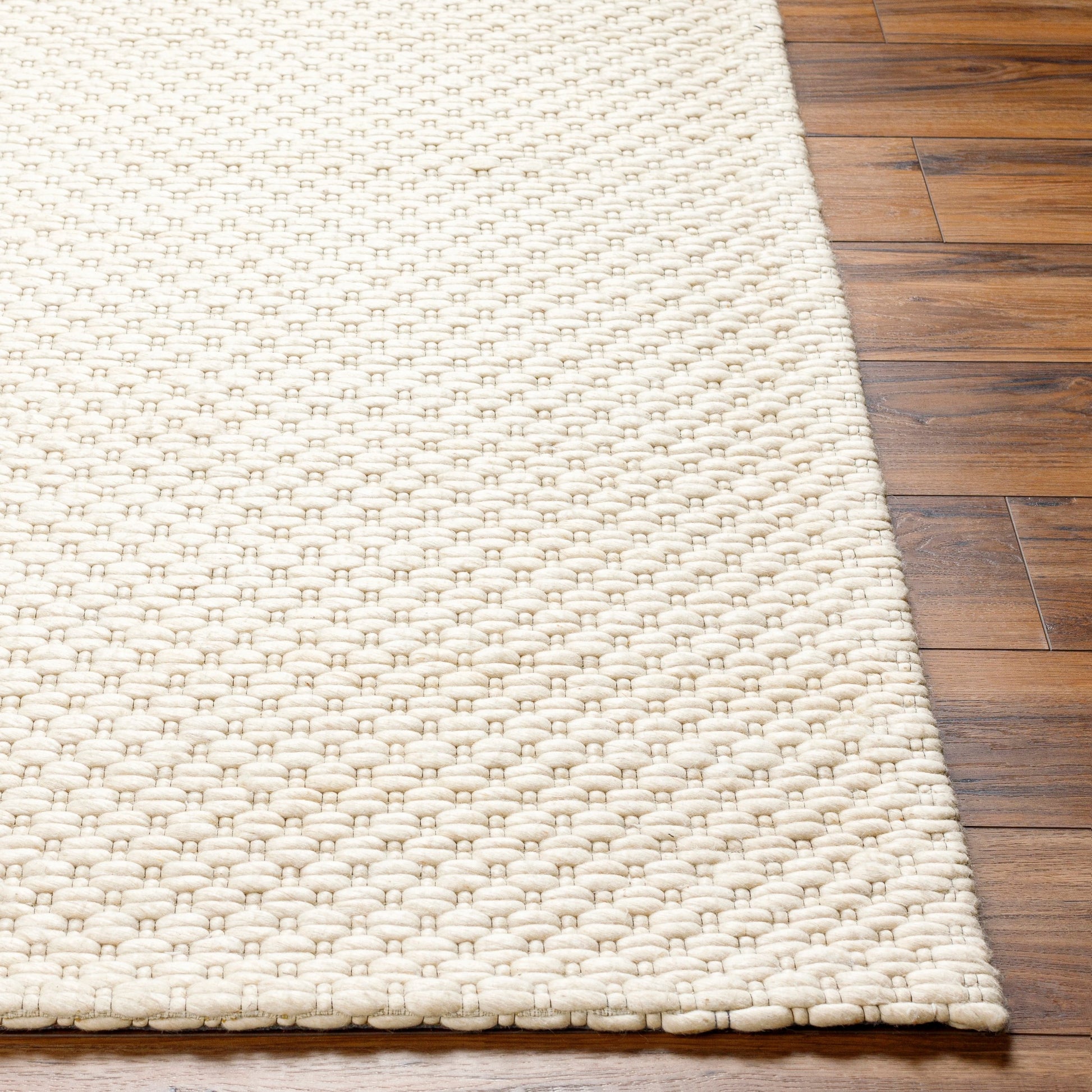 Empoli EPO-2308 Rug by Livabliss. Made from main: 50% recycled pet yarn, main: 50% wool in a unique style.