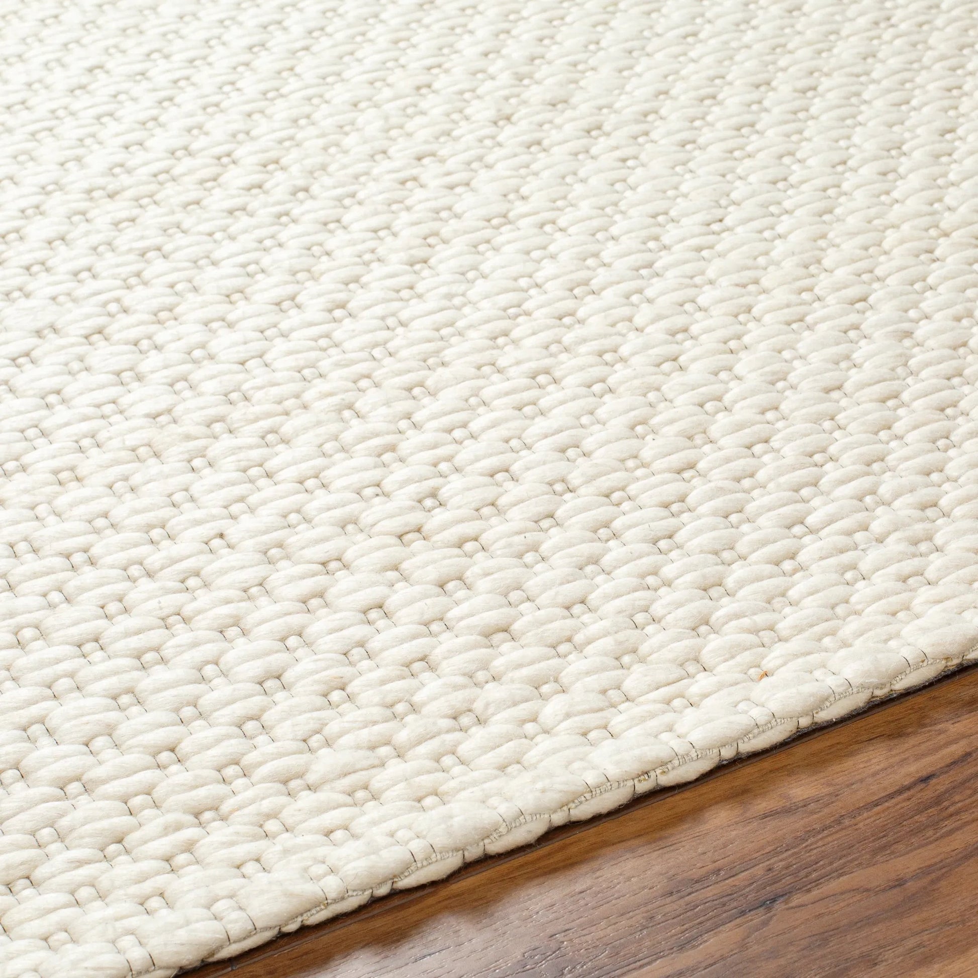 Empoli EPO-2308 Rug by Livabliss. Made from main: 50% recycled pet yarn, main: 50% wool in a unique style.
