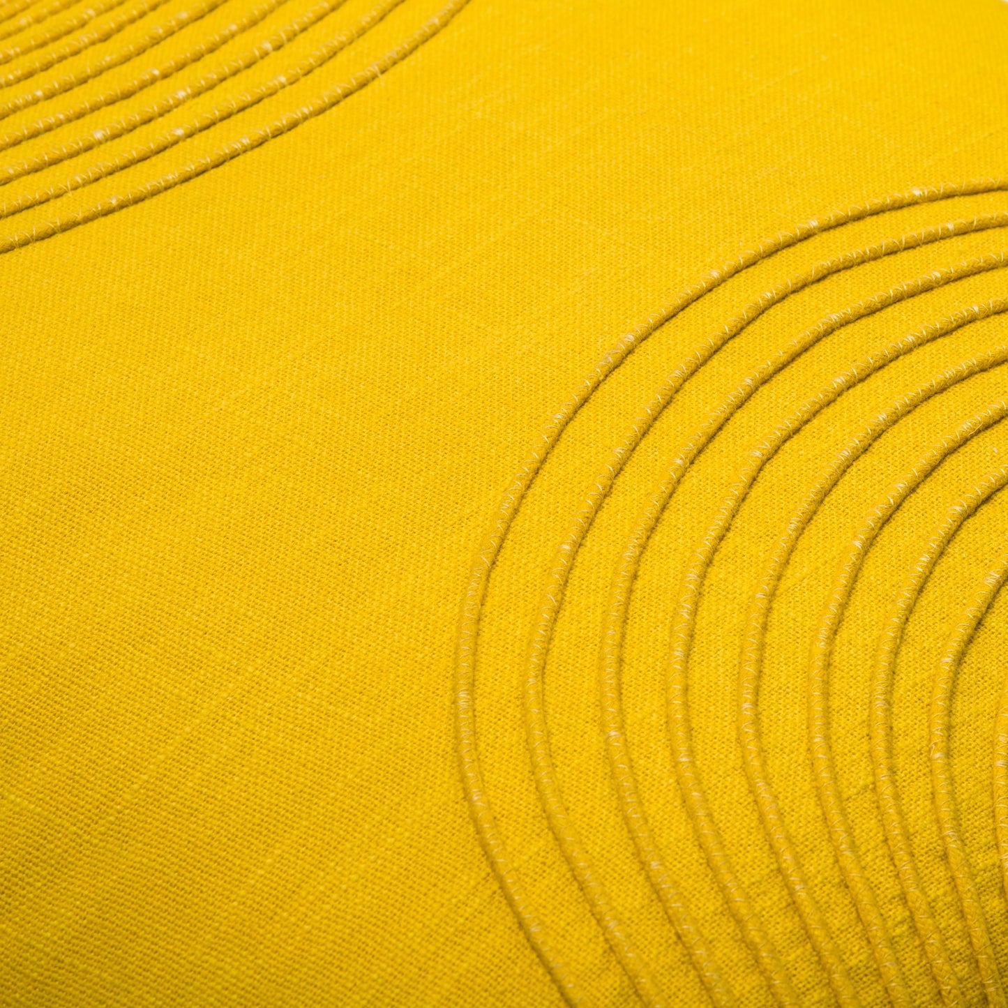 011 SI-1920590,SI-1920591,SI-1920592,SI-1920593,SI-1920594,SI-1920595 | Closeup | Erlands Pillow - 30202 by Livabliss. Made from front: 100% cotton, back: 100% cotton in a modern style.