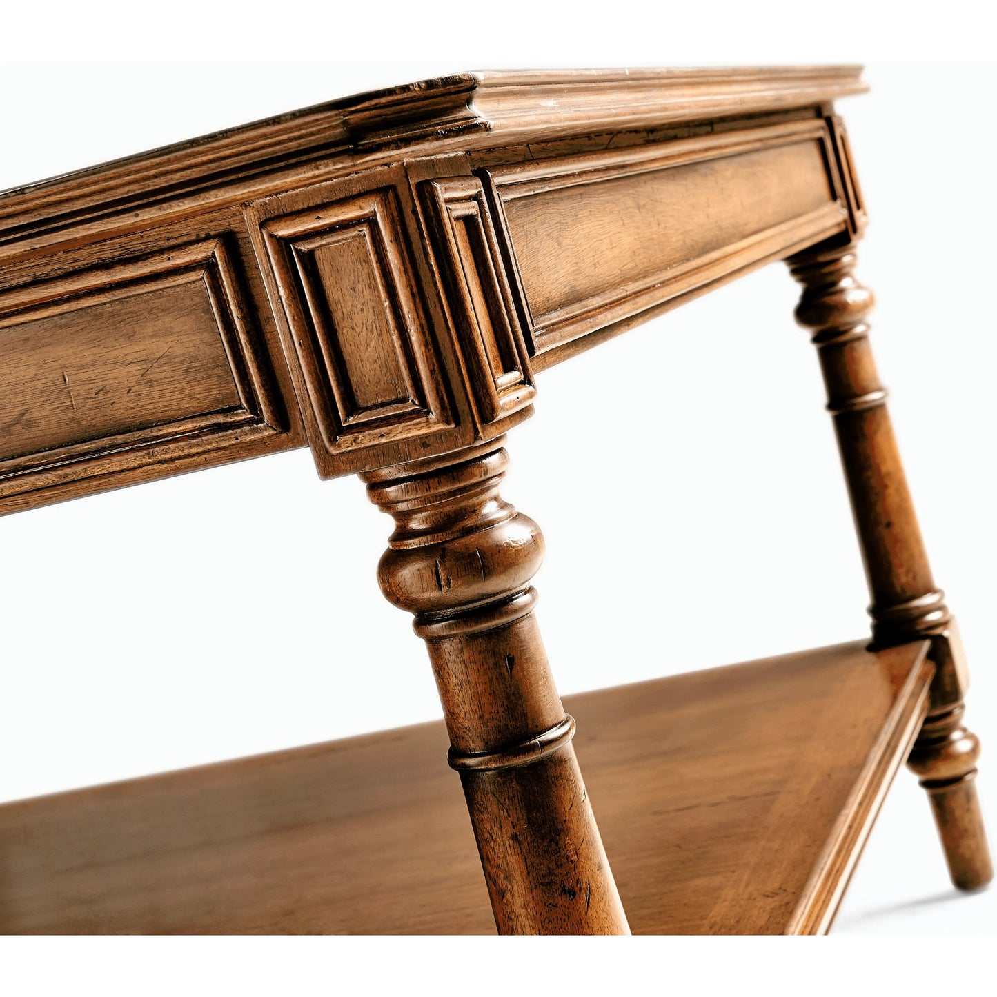 006 SR-846537 | Closeup | Casual Accents Victorian Style Walnut Cocktail Table by Jonathan Charles in medium walnut. Made from acacia in a traditional style.