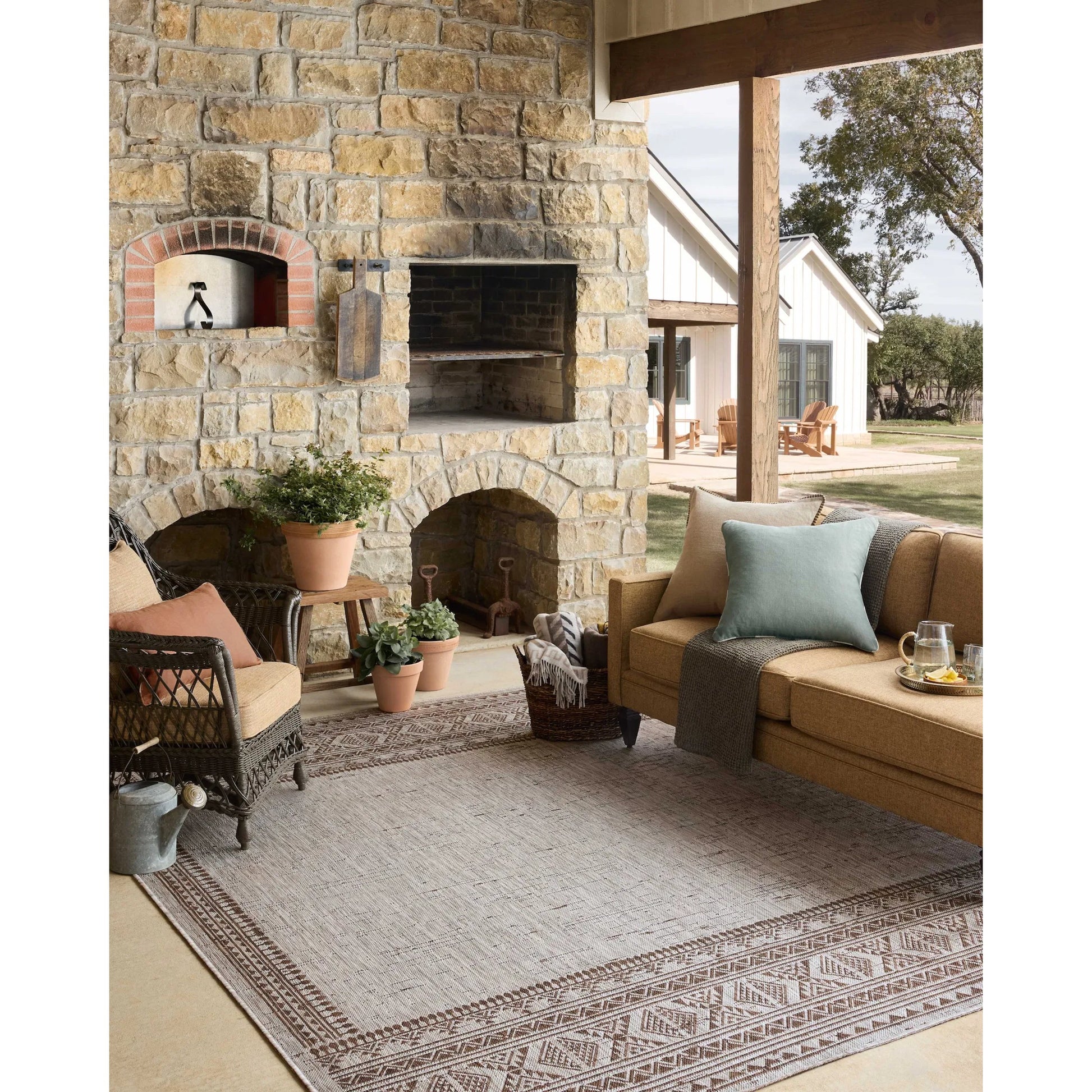 Easton ESN-01 Outdoor Rug by Loloi. Made from 100% polypropylene in a unique style.