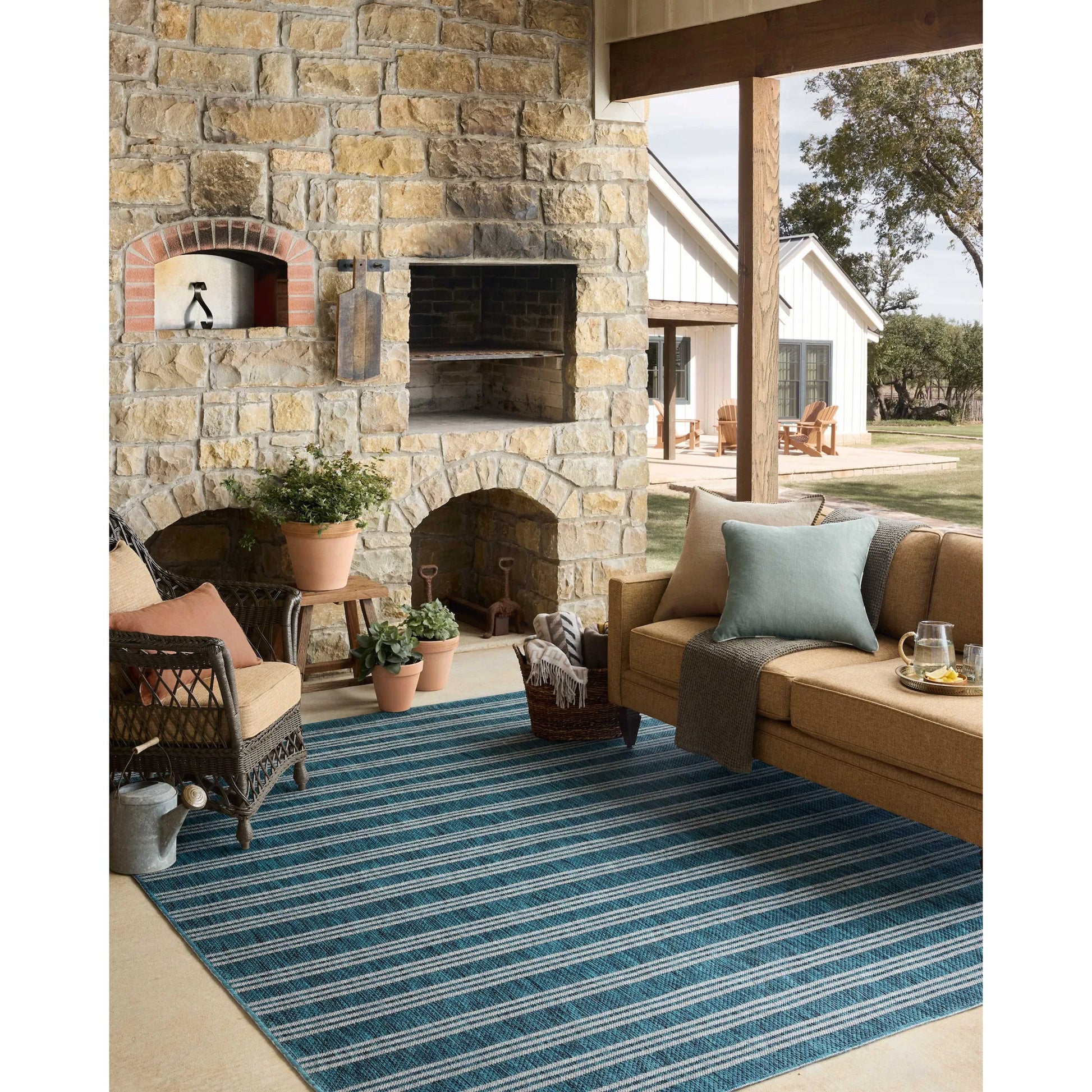 Easton ESN-04 Outdoor Rug by Loloi in teal, fog. Made from 100% polypropylene in a unique style.