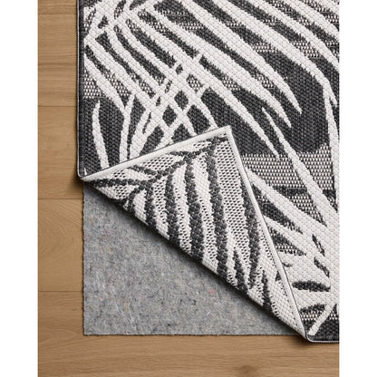 Easton ESN-09 Outdoor Rug by Loloi in ivory, onyx. Made from 100% polypropylene in a unique style.