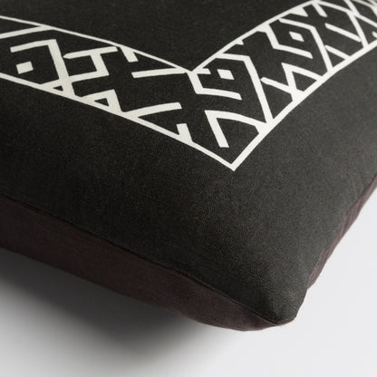 Ethiopia Pillow - 27139 by Surya. Made from 55% linen, 45% cotton in a modern style.
