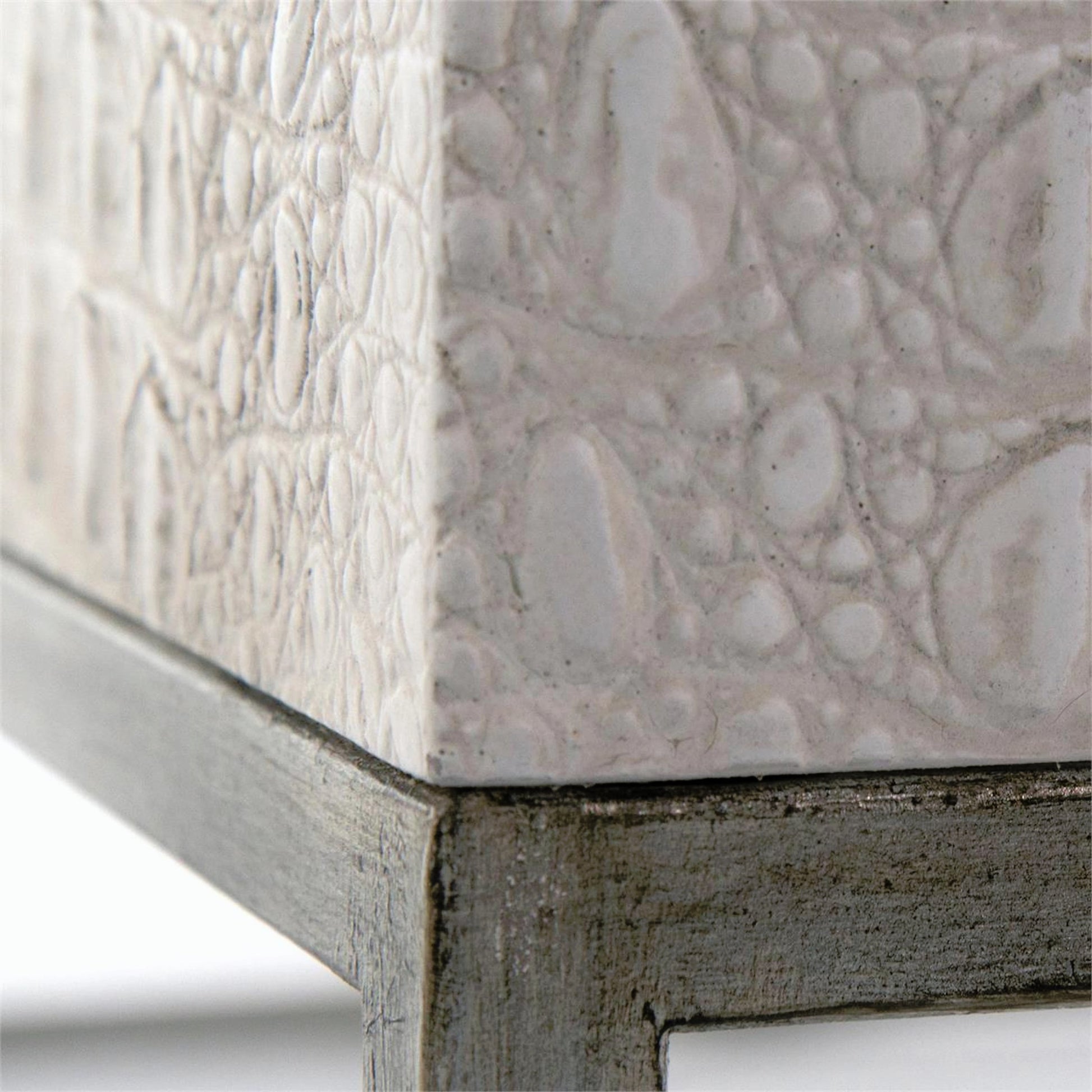 Kano Cocktail Table by John-Richard in cream, silver, white. Made from metal in a modern style.