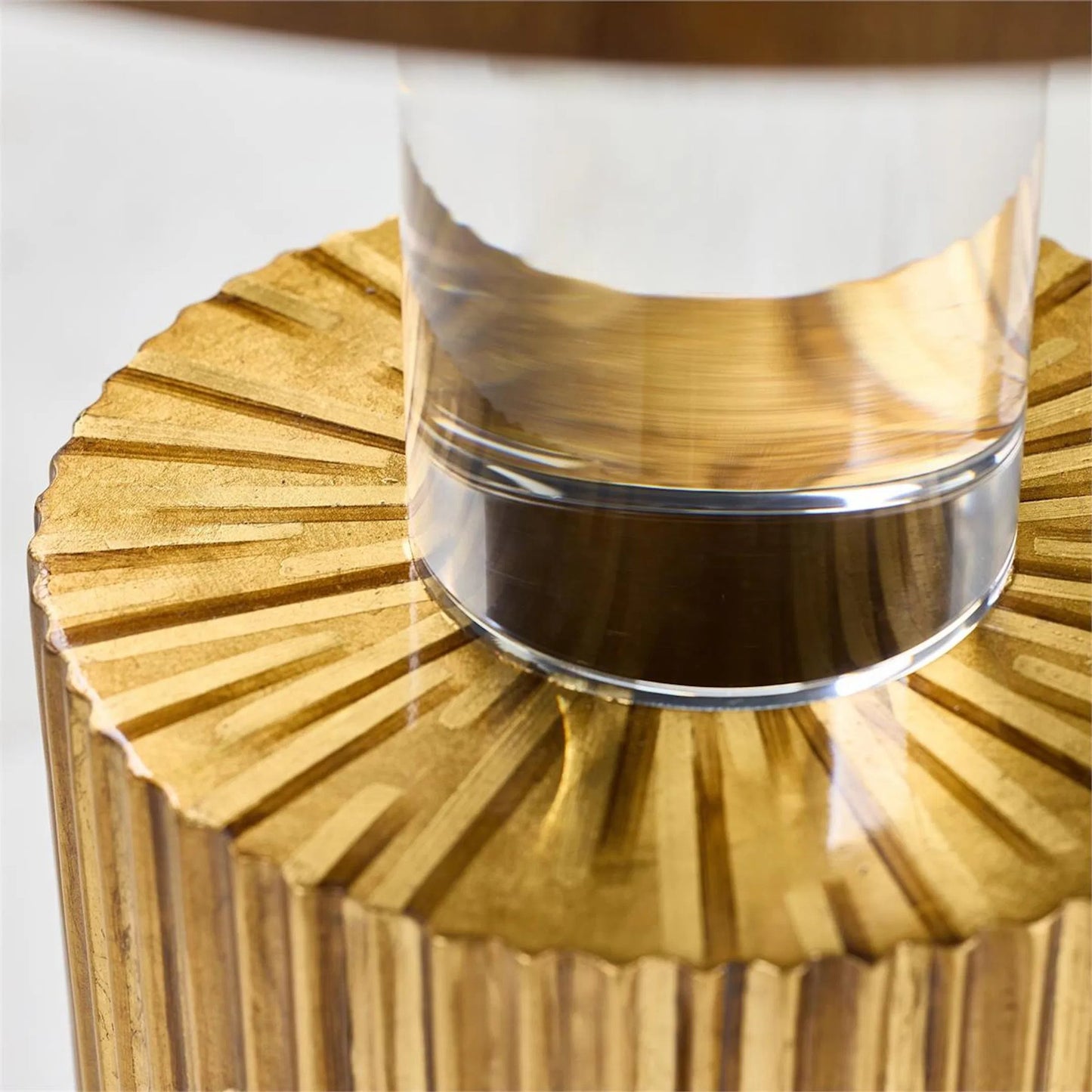 002 SI-2372968 | Closeup | Beacon Martini Table by John-Richard in natural, dark brown, clear and linea oro, shire. Made from oak wood, acrylic in a modern style.