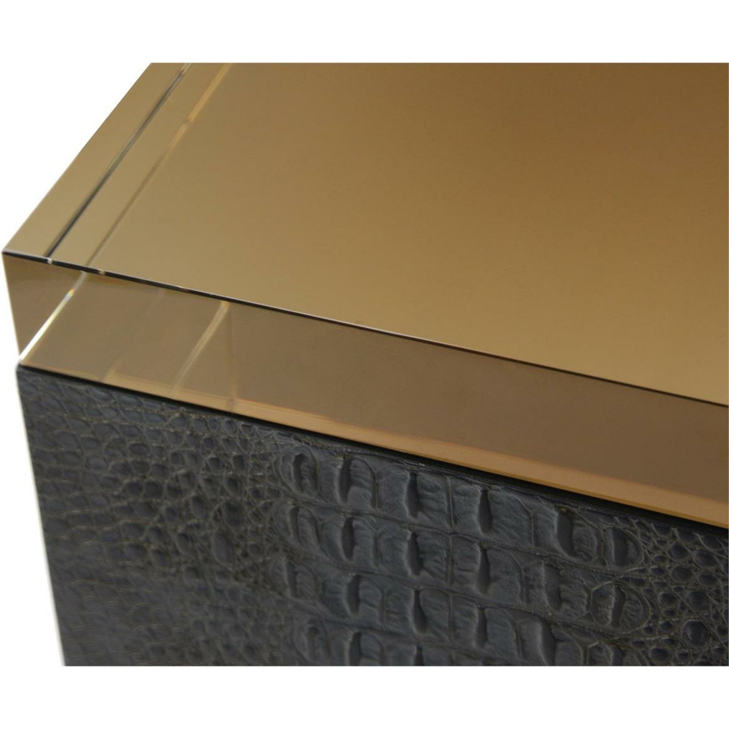 002 SR-864256 | Closeup | Greystoke Pedestal by John-Richard in black, gold. Made from crystal, glass in a modern style.