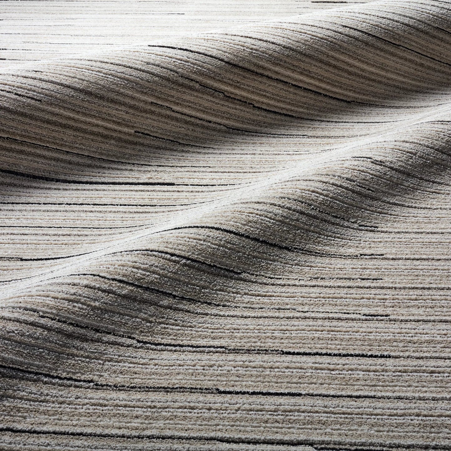 005 SI-2354386,SI-2354387,SI-2354388,SI-2354389,SI-2354390,SI-2354391,SI-2386086 | Closeup | Eva EVA02 Rug by Jaipur Living in ivory, black. Made from 100% polyester in a unique style.