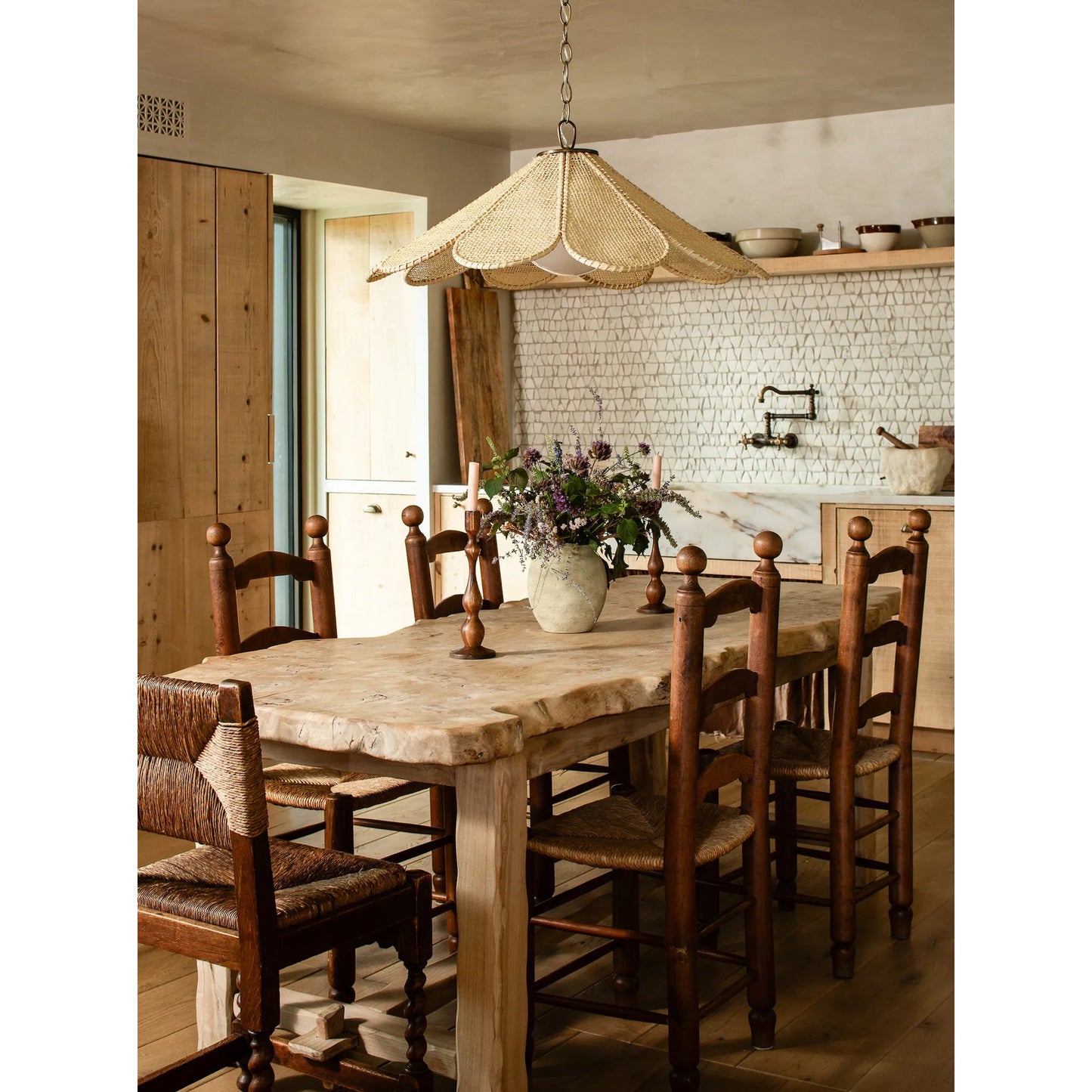 003 SI-2472569 | Lifestyle | Petal Pendant by Troy in patina brass. Made from unique in a rustic style.