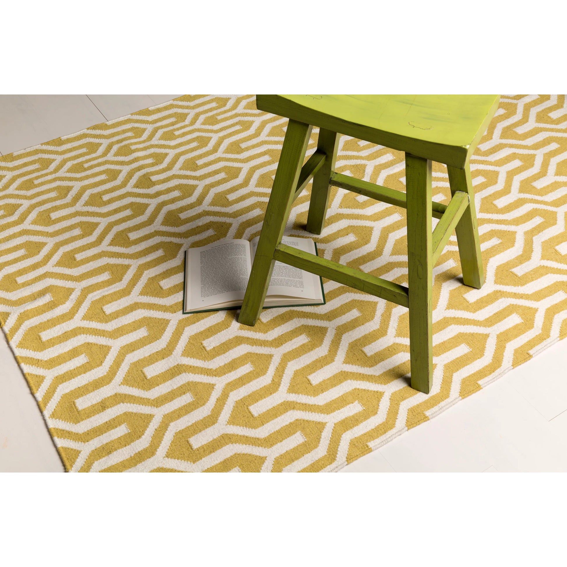 Fallon Rug - 781 by Surya. Made from 100% wool in a unique style.