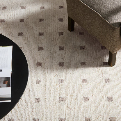 Form And Weave FAW01 Rug by Jaipur Living in ivory, white, tan, beige. Made from 100% wool in a unique style.