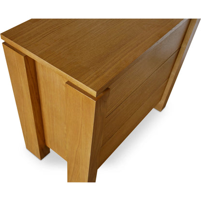 Brook Chest by Moe's Home Collection in country oak. Made from fsc solid oak leg, fsc oak veneer over mdf, undermount glides in a transitional style.
