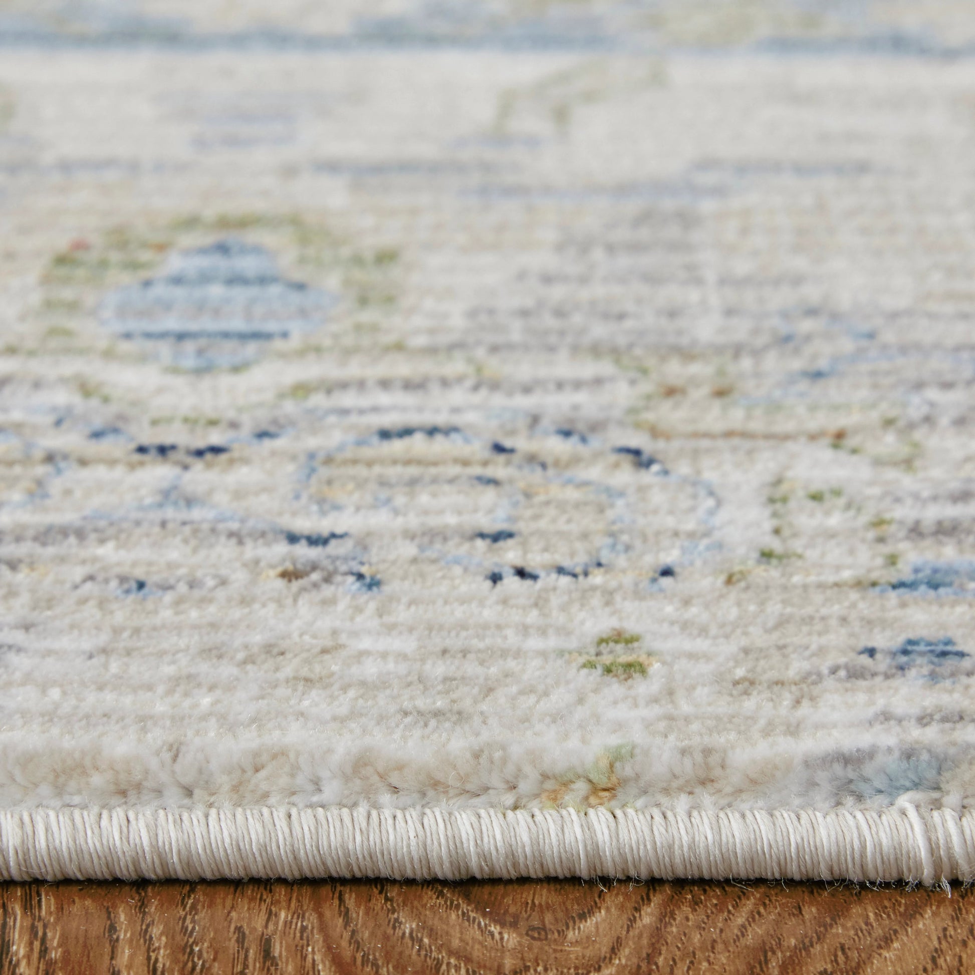Melrose Transitional Rug - MEL39NZF by Feizy. Made from polypropylene, polyester, viscose in a unique style.