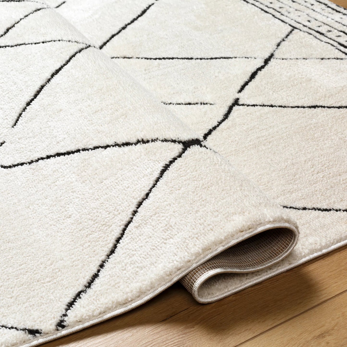 022 SI-2051295,SI-2051298 | Closeup | Freud FEU-2322 Rug by Livabliss. Made from face: 100% polyester, warp: 100% polyester in a unique style.