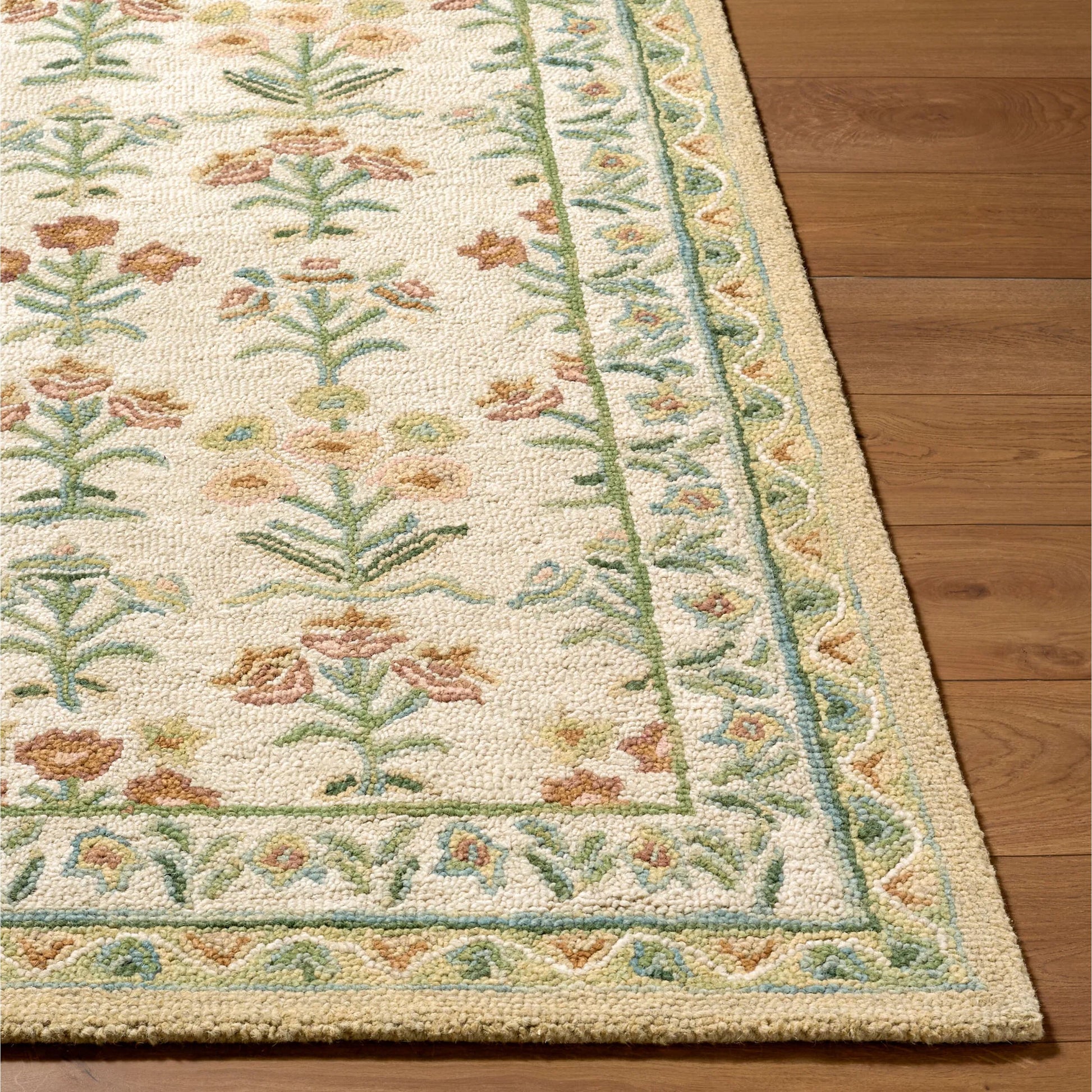 Fairfax FFX-2303 Rug by Livabliss. Made from wool in a unique style.