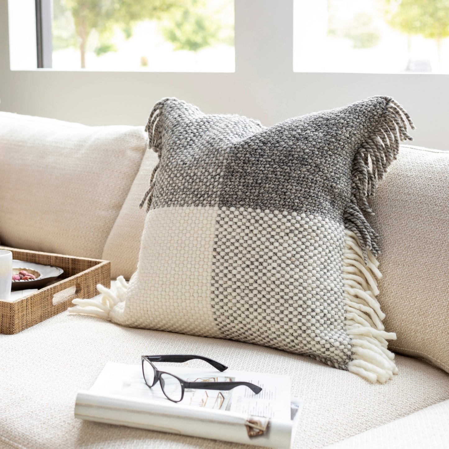 001 SI-1881849,SI-1881850,SI-1881851,SI-1881852,SI-1881853,SI-1881854 | Lifestyle | Faroe II Pillow - 28399 by Surya in cream, gray, charcoal. Made from 100% wool, 100% cotton in a cottage & farmhouse style.