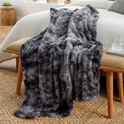 Felina - 26816 by Surya in black, medium gray. Made from 100% polyester in a modern style.