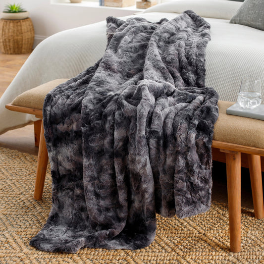 Felina - 26816 by Surya in black, medium gray. Made from 100% polyester in a modern style.