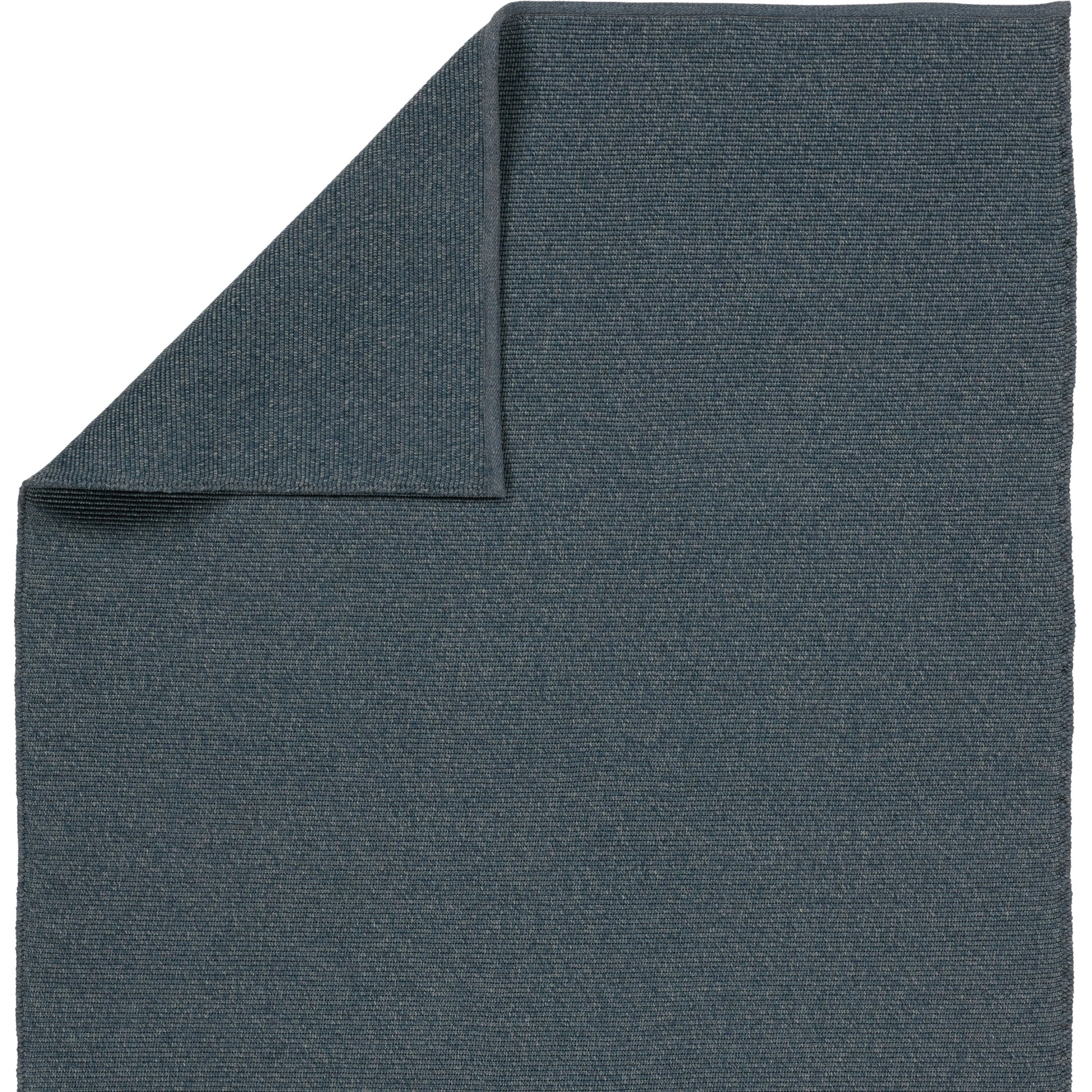 Flint FLI03 Rug by Jaipur Living in navy. Made from 100% polypropylene in a unique style.