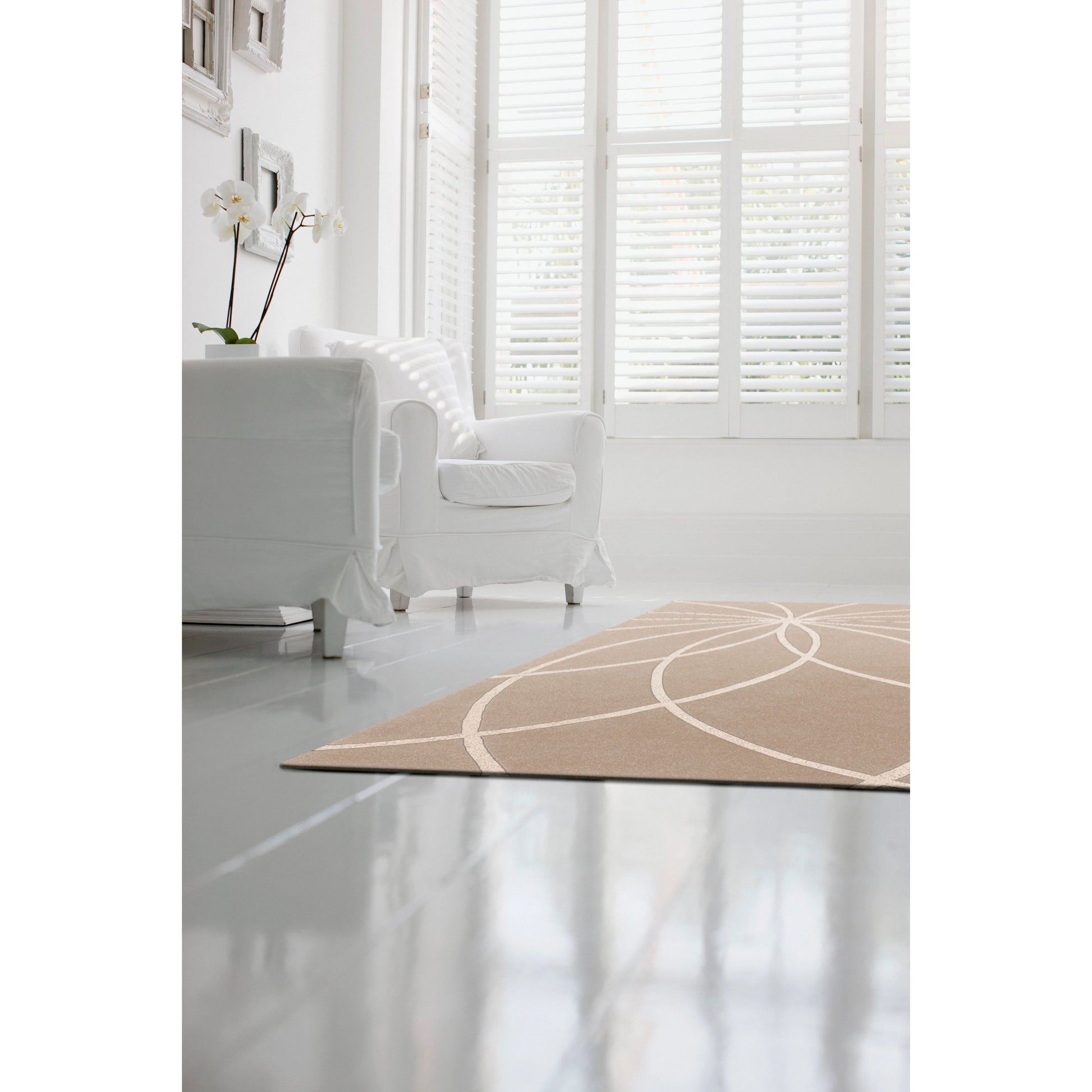 Forum Rug - 202 by Livabliss. Made from 100% wool in a unique style.