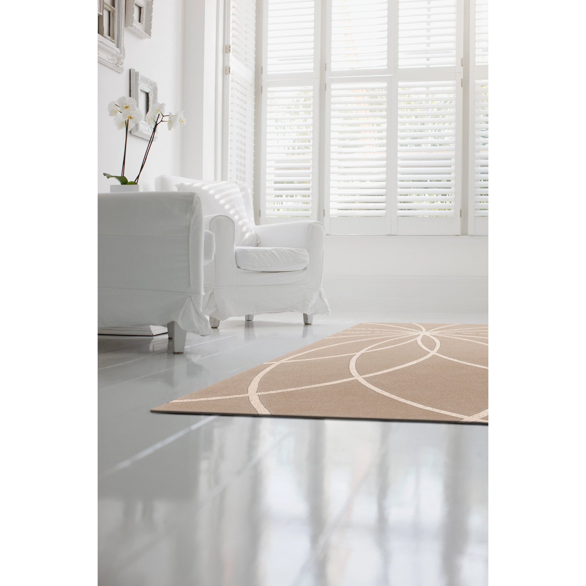 Forum Rug - 202 by Livabliss. Made from 100% wool in a unique style.