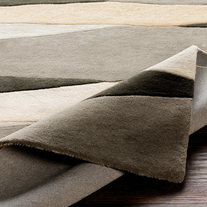 Forum Rug - 15557 by Livabliss. Made from 100% wool in a unique style.