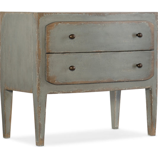 Ciao Bella Nightstand by Hooker Furniture. Made from maple veneer, cedar, felt panel, solid-wood edge top in a traditional style.