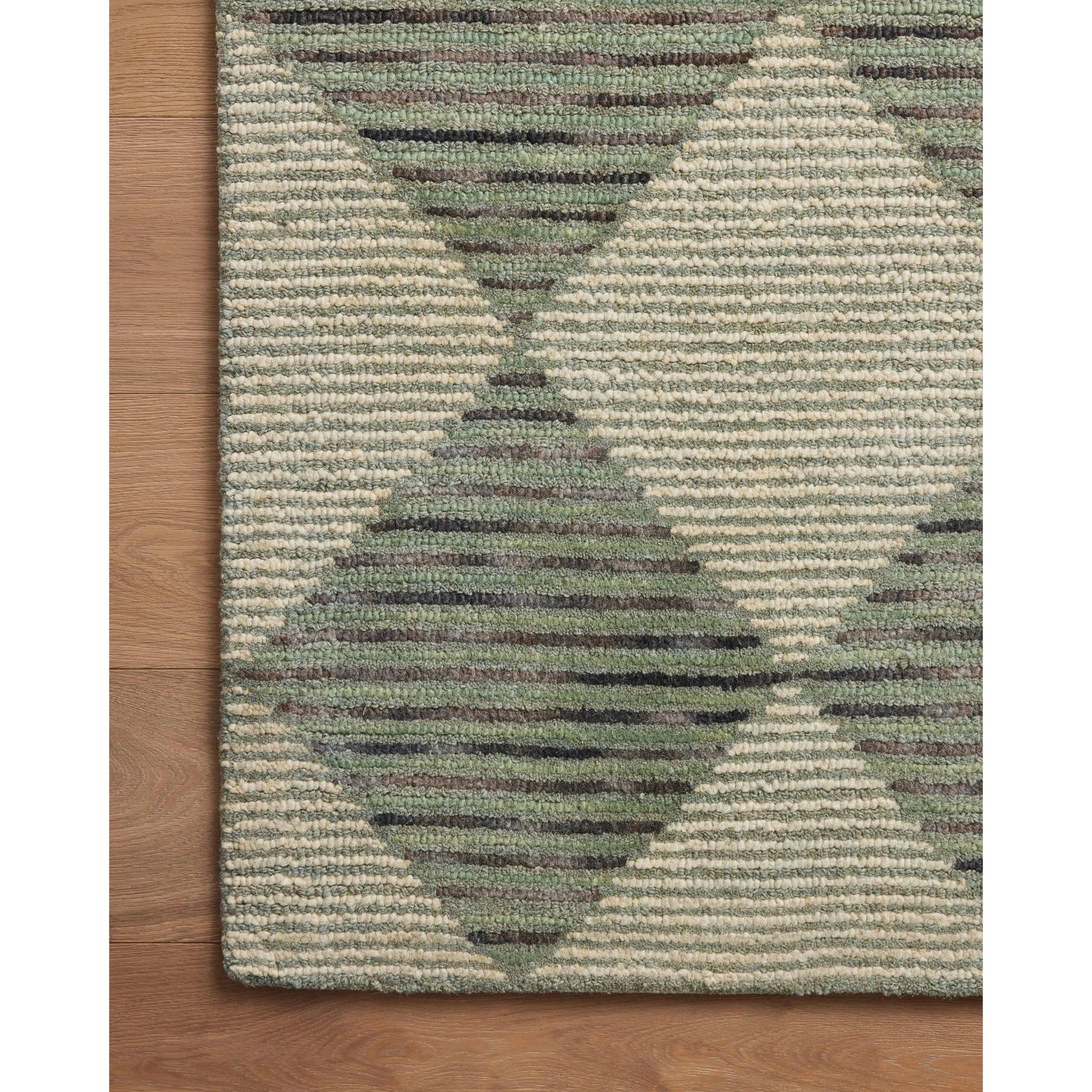 Francis FRA-01 Rug by Chris Loves Julia x Loloi. Made from 100% wool in a unique style.