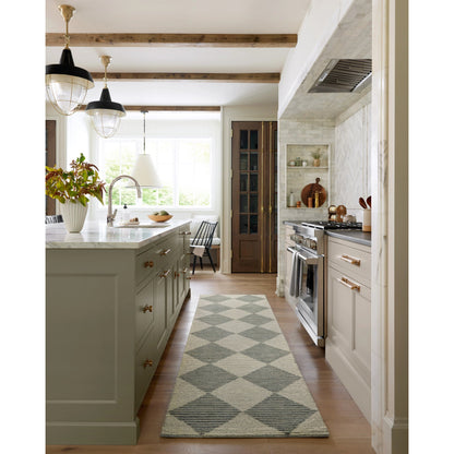 Francis FRA-01 Rug by Chris Loves Julia x Loloi. Made from 100% wool in a unique style.