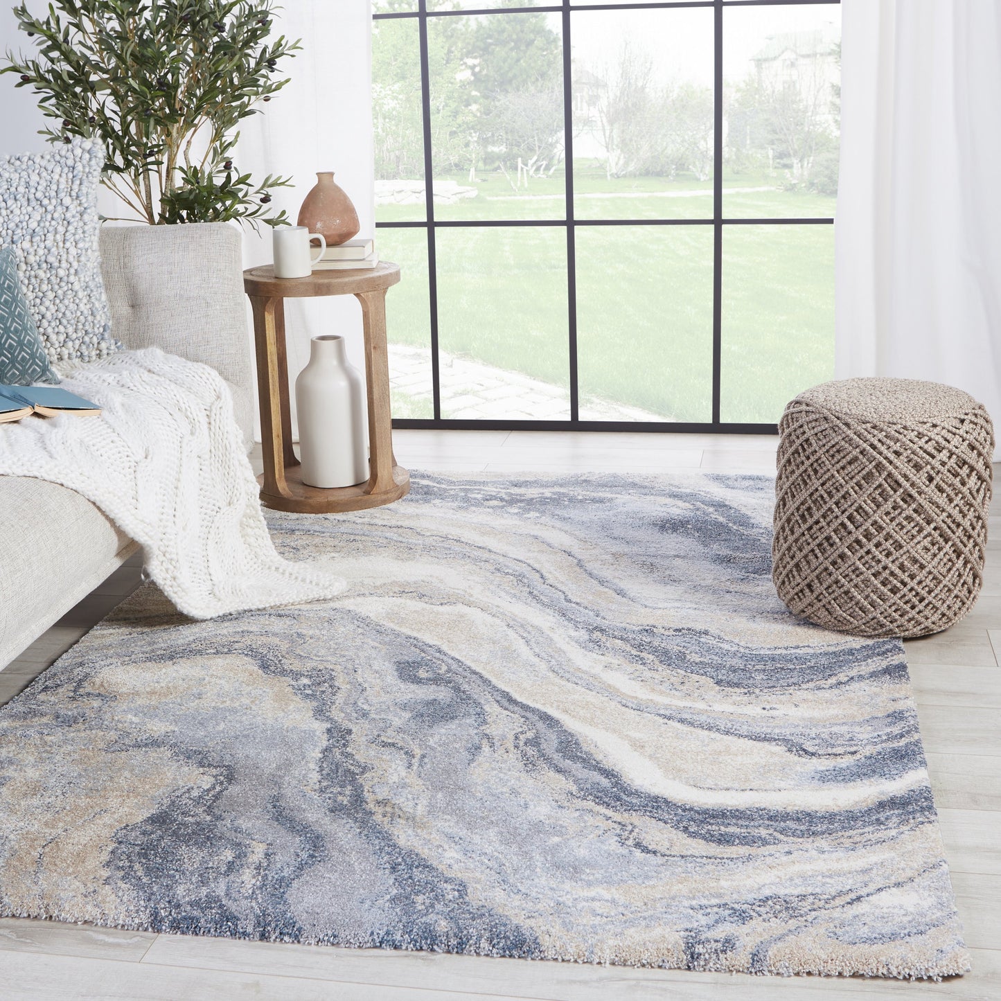 005 SI-1717816,SI-1717817,SI-1717819,SI-1795340,SI-2123524,SI-2386119 | Lifestyle | Ferris FRR07 Rug by Jaipur Living in blue, light gray. Made from 70% polypropylene 30% polyester in a unique style.