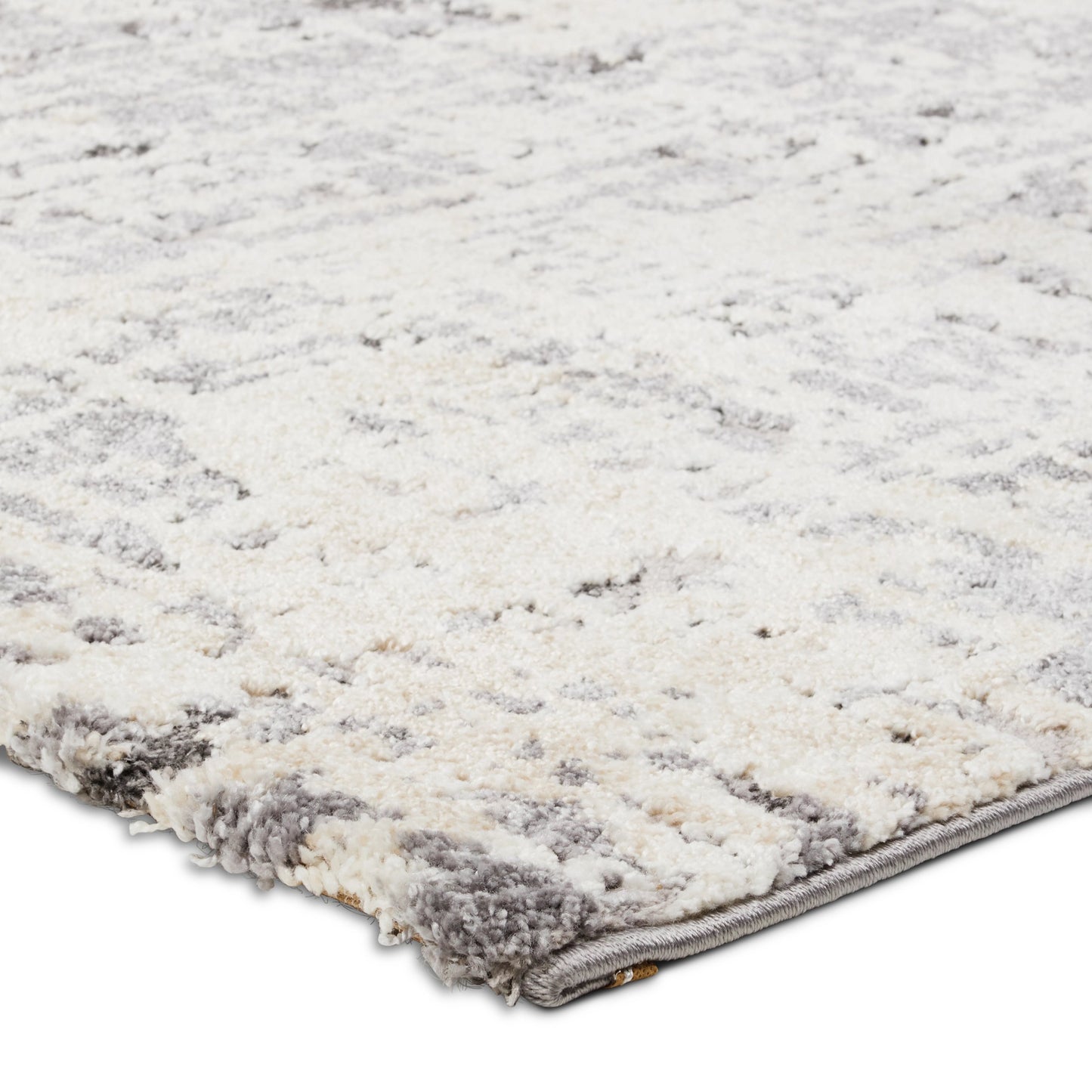 001 SI-2077482,SI-2077484,SI-2077485 | Closeup | Ferris FRR12 Rug by Jaipur Living in gray, cream. Made from 70% polypropylene 30% polyester in a unique style.