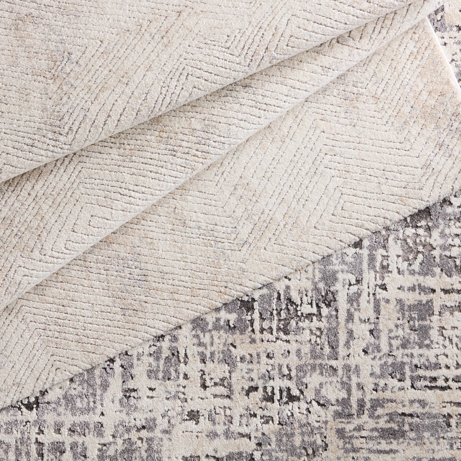 Ferris FRR12 Rug by Jaipur Living in gray, cream. Made from 70% polypropylene 30% polyester in a unique style.