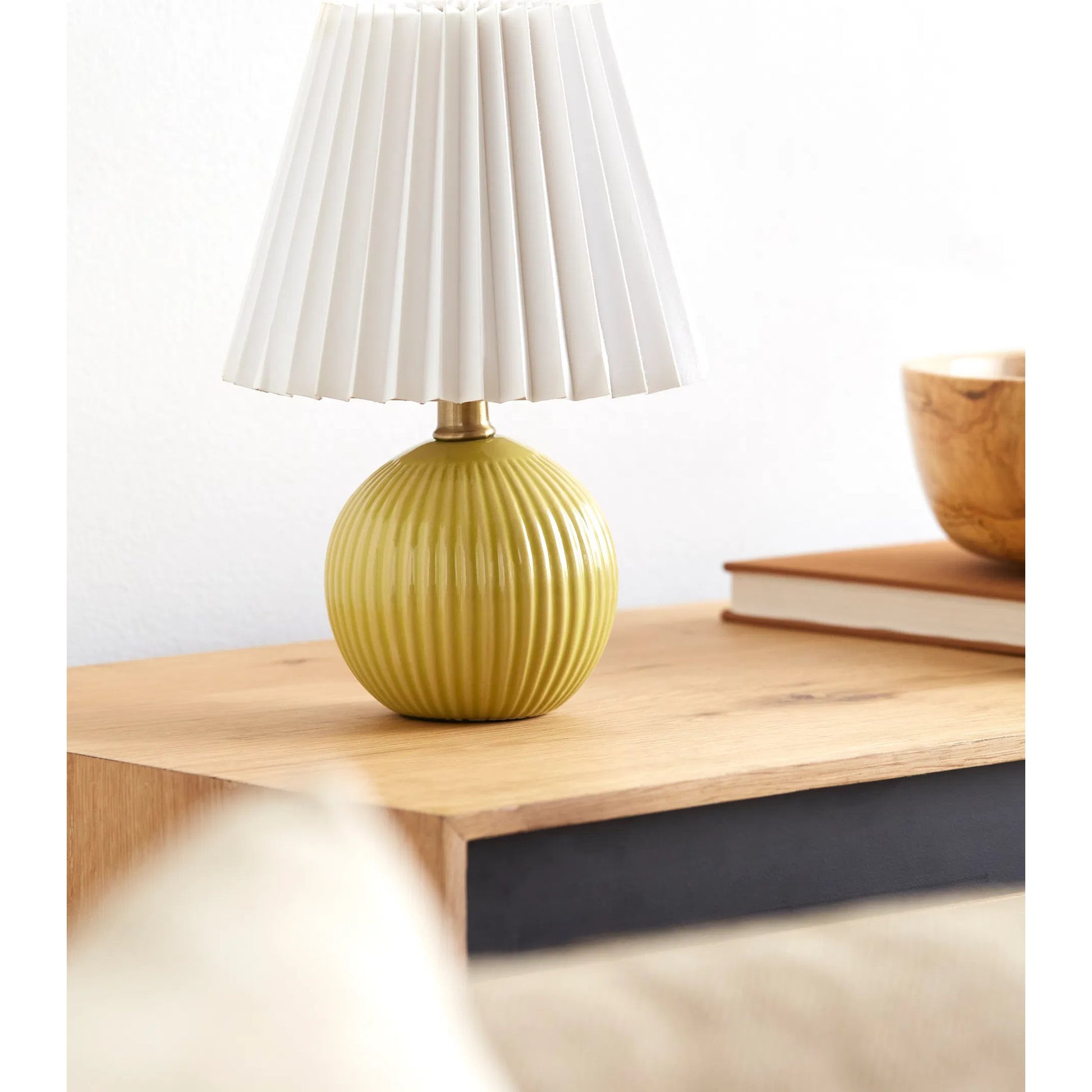 Ferez Table Lamp I - 539181 by Livabliss in glazed. Made from ceramic, linen, polystyrene in a modern style.