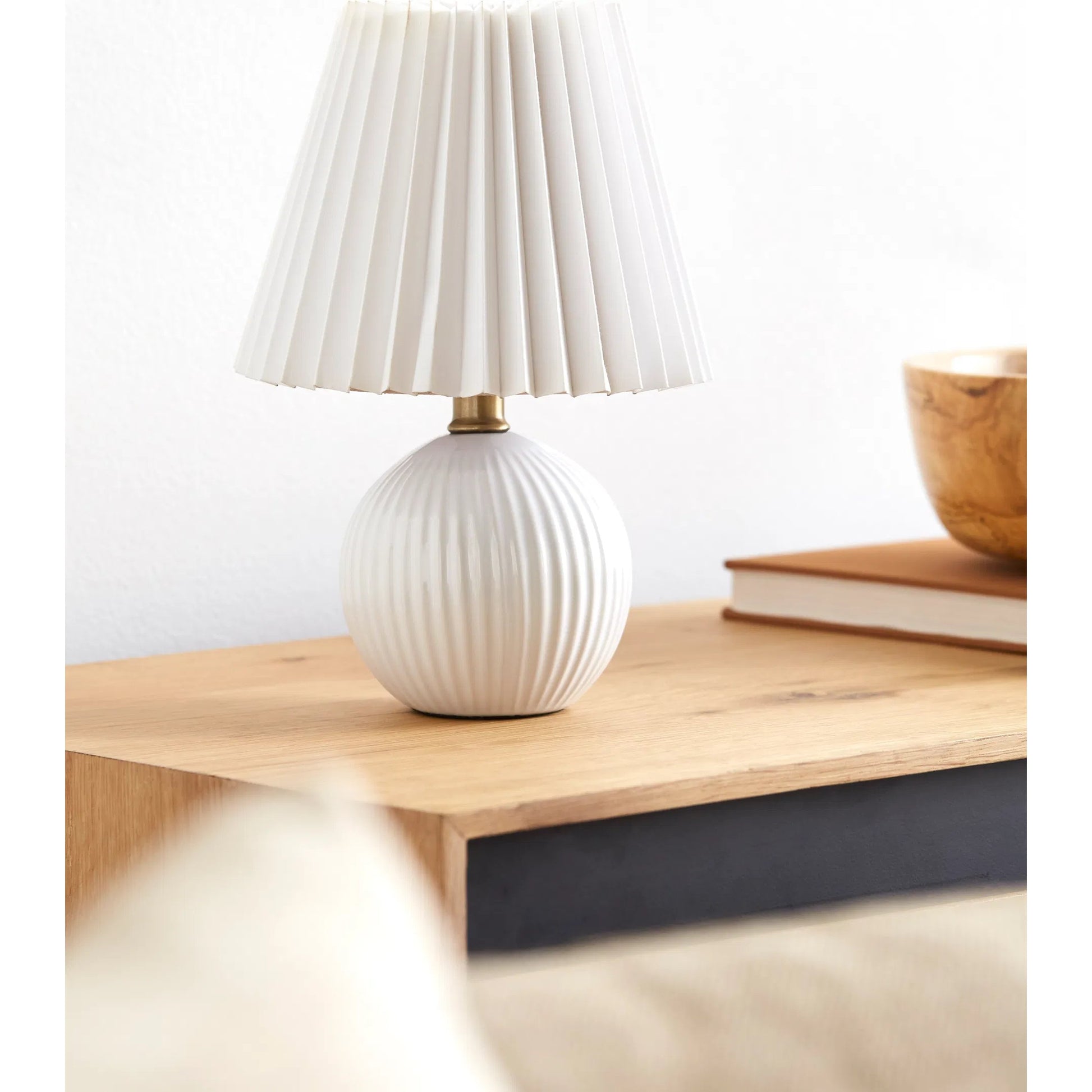 Ferez Table Lamp I - 539181 by Livabliss in glazed. Made from ceramic, linen, polystyrene in a modern style.