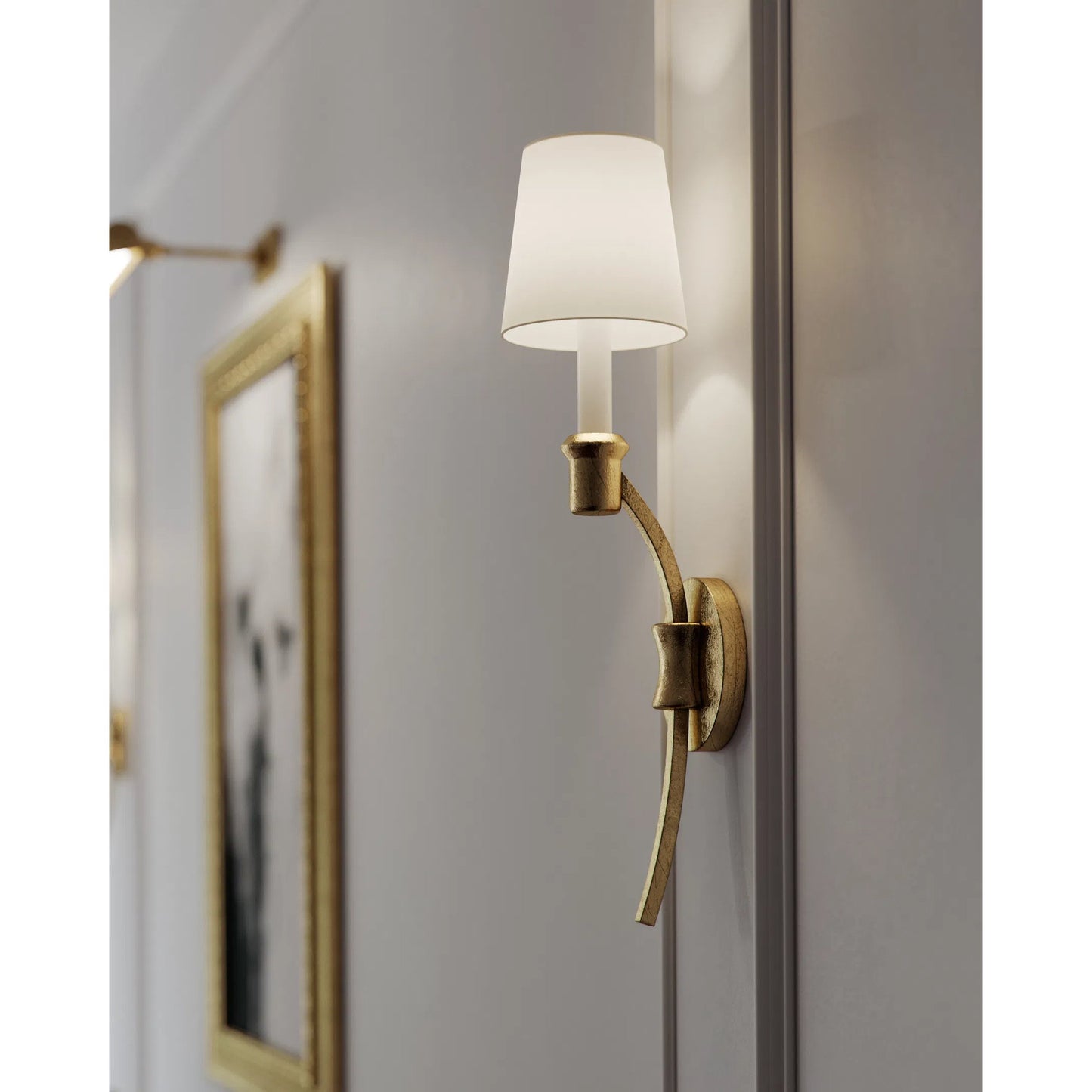 007 SI-2234325 | Lifestyle | Westerly Sconce by Visual Comfort & Co. in antique gild. Made from steel in a unique style.